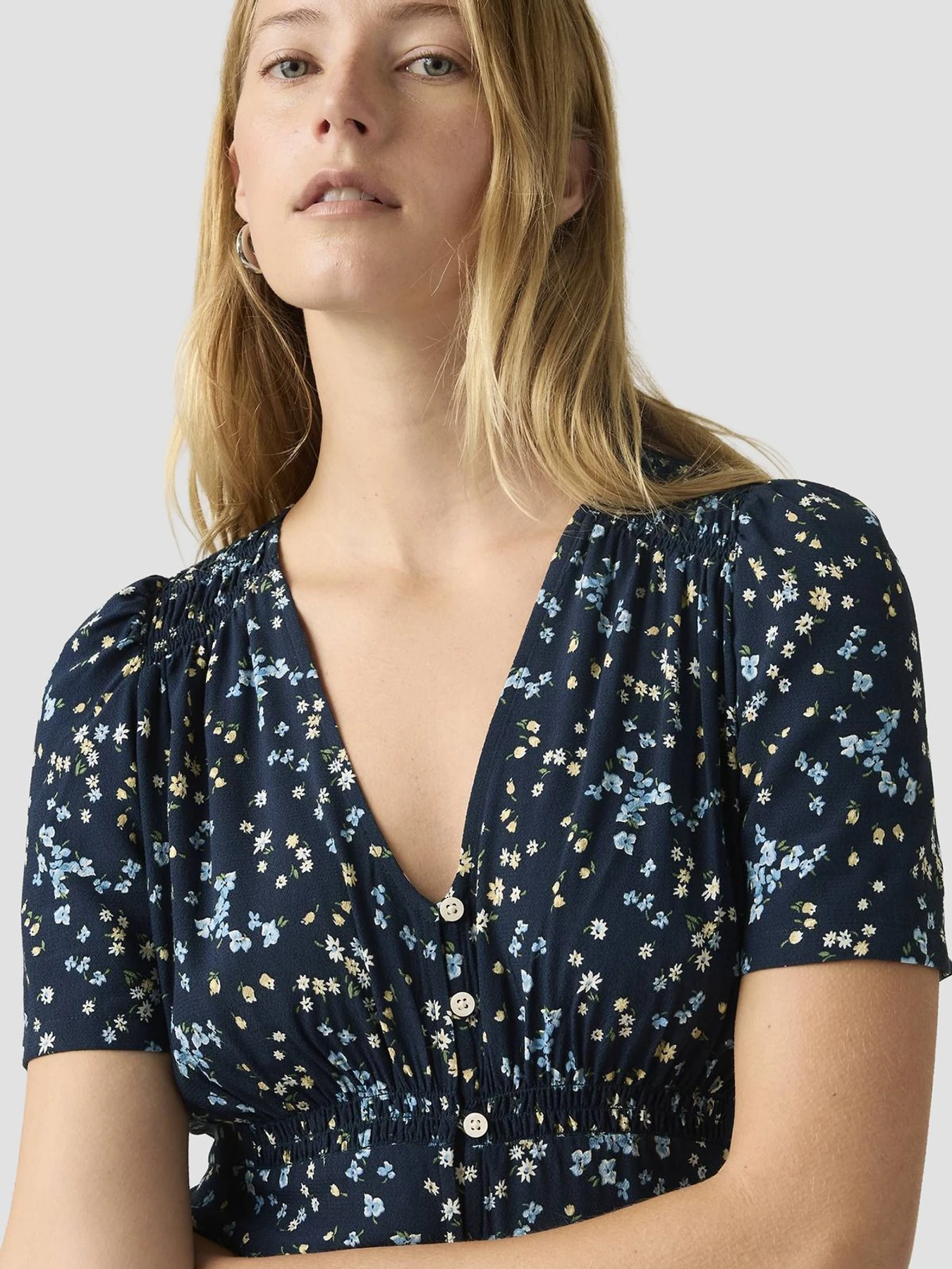 Платья Levi's модель 005IA;0000 Платья Levi's модель 005IA;0000 Фото