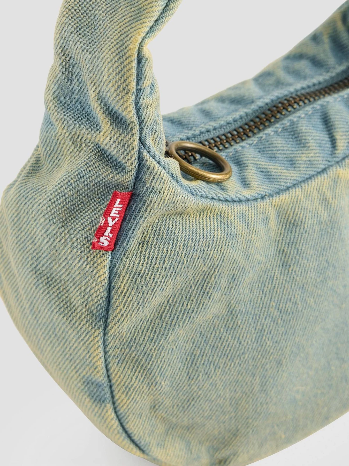 Сумки Levi's модель 004A2;0002 Сумки Levi's модель 004A2;0002 Фото