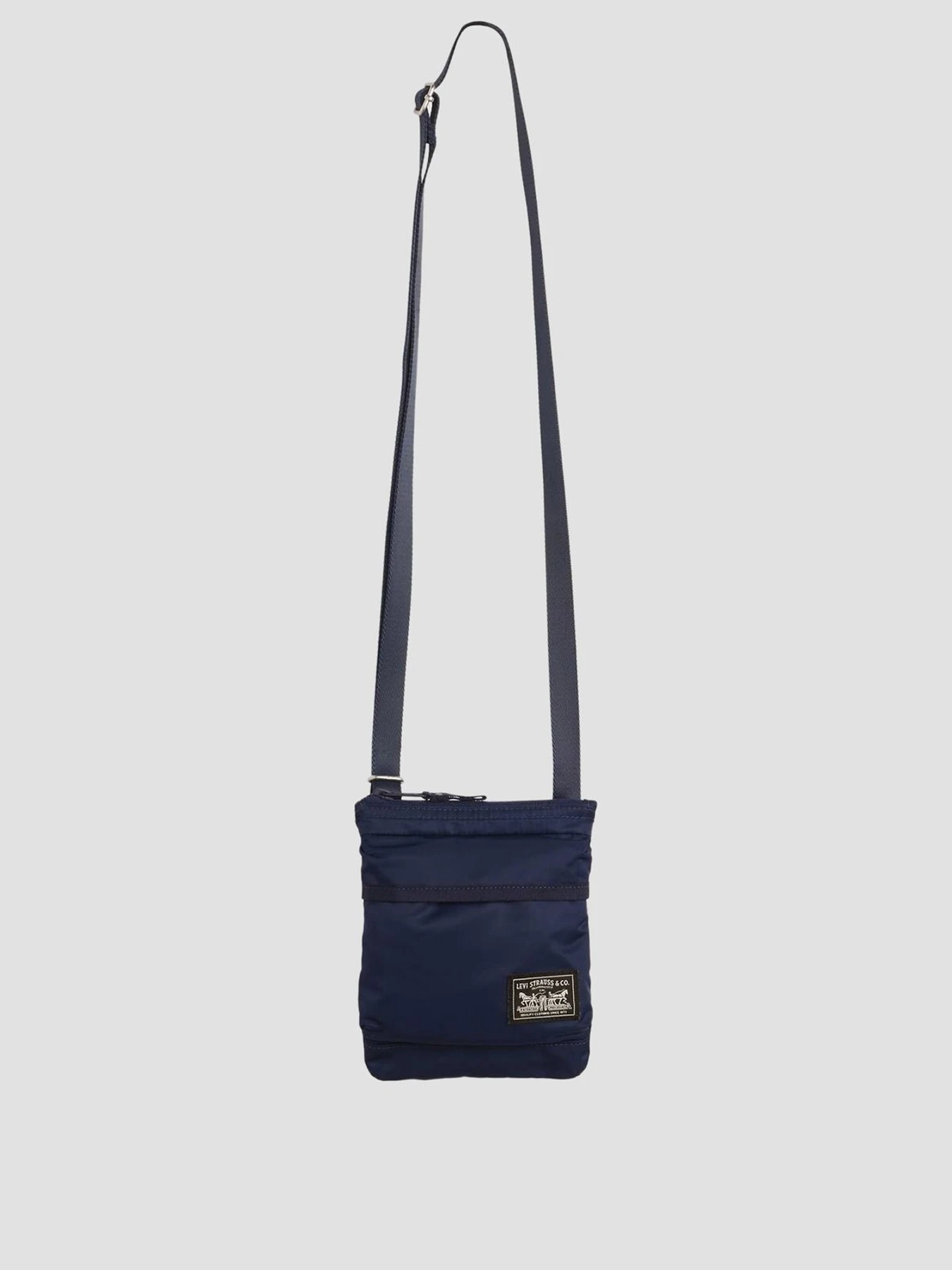 Сумки Levi's модель 005CU;0000 Сумки Levi's модель 005CU;0000 Фото