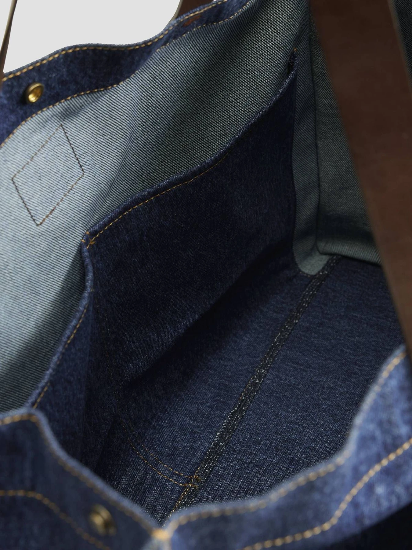 Сумки Levi's модель 005D7;0003 Сумки Levi's модель 005D7;0003 Фото