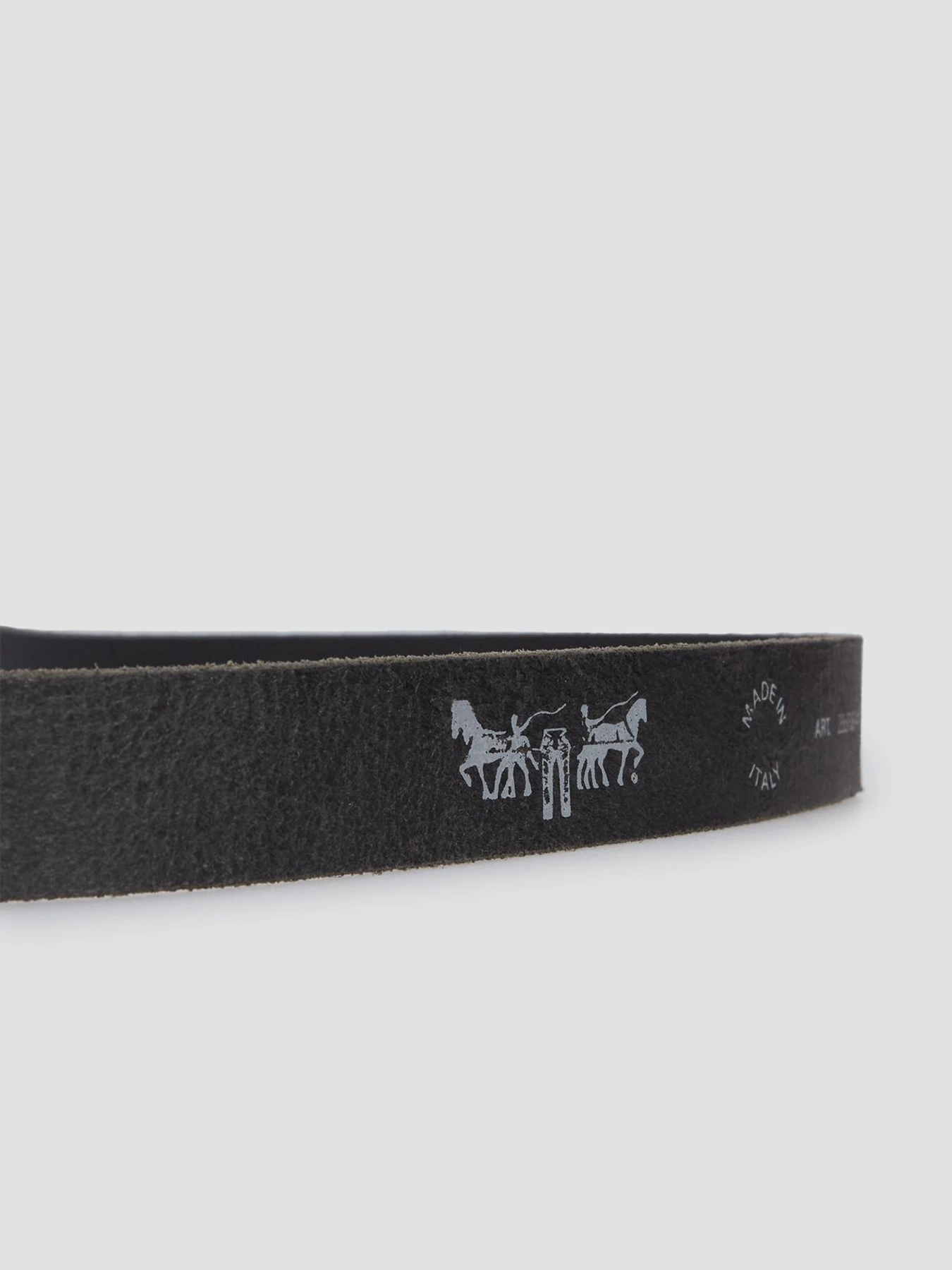 Ремені Levi's модель 235616;4.59 Фото