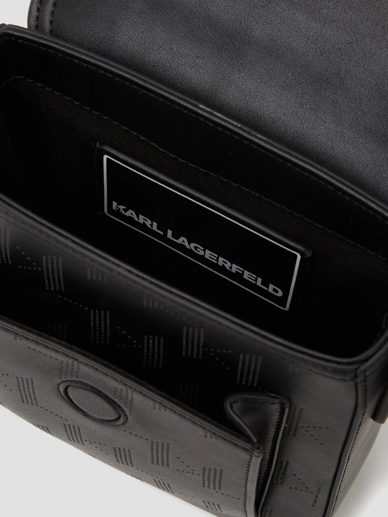 Сумки Karl Lagerfeld модель 246M3076;999 Сумки Karl Lagerfeld модель 246M3076;999 Фото