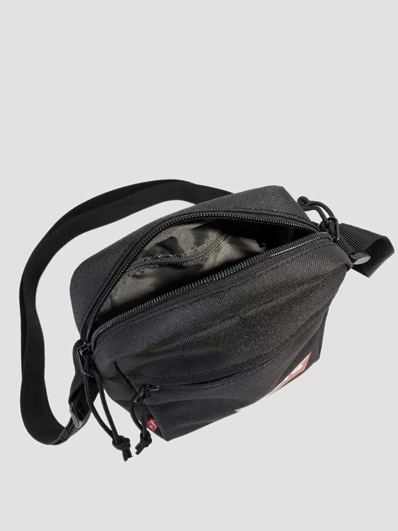 Сумки Levi's модель 38005;0125 Сумки Levi's модель 38005;0125 Фото