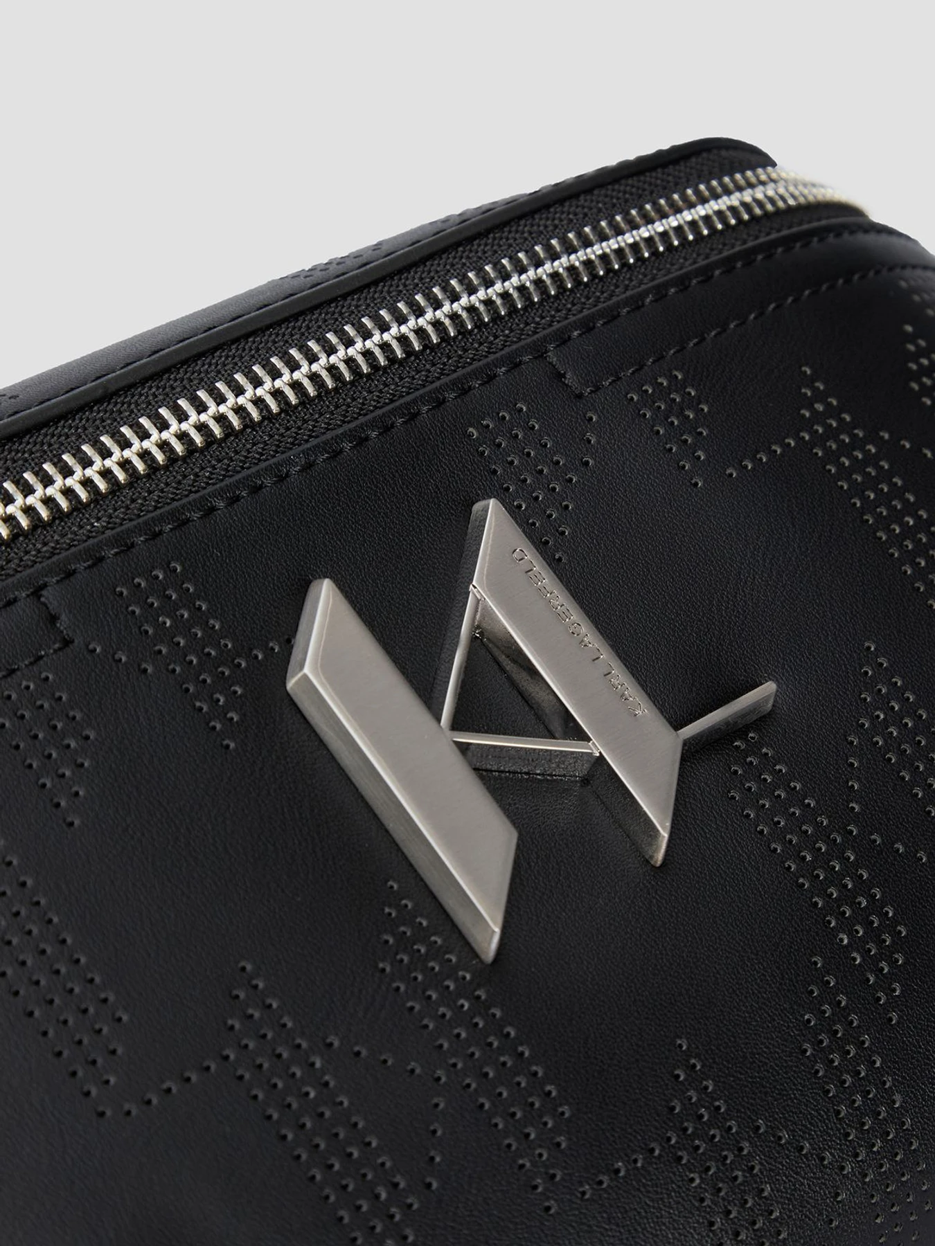 Сумки Karl Lagerfeld модель A1M30090;999 Сумки Karl Lagerfeld модель A1M30090;999 Фото