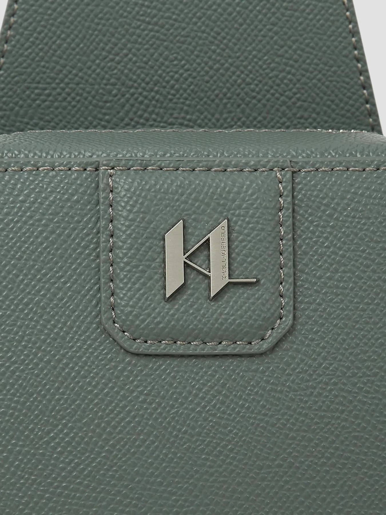 Сумки Karl Lagerfeld модель A3M30158;2FJ Сумки Karl Lagerfeld модель A3M30158;2FJ Фото
