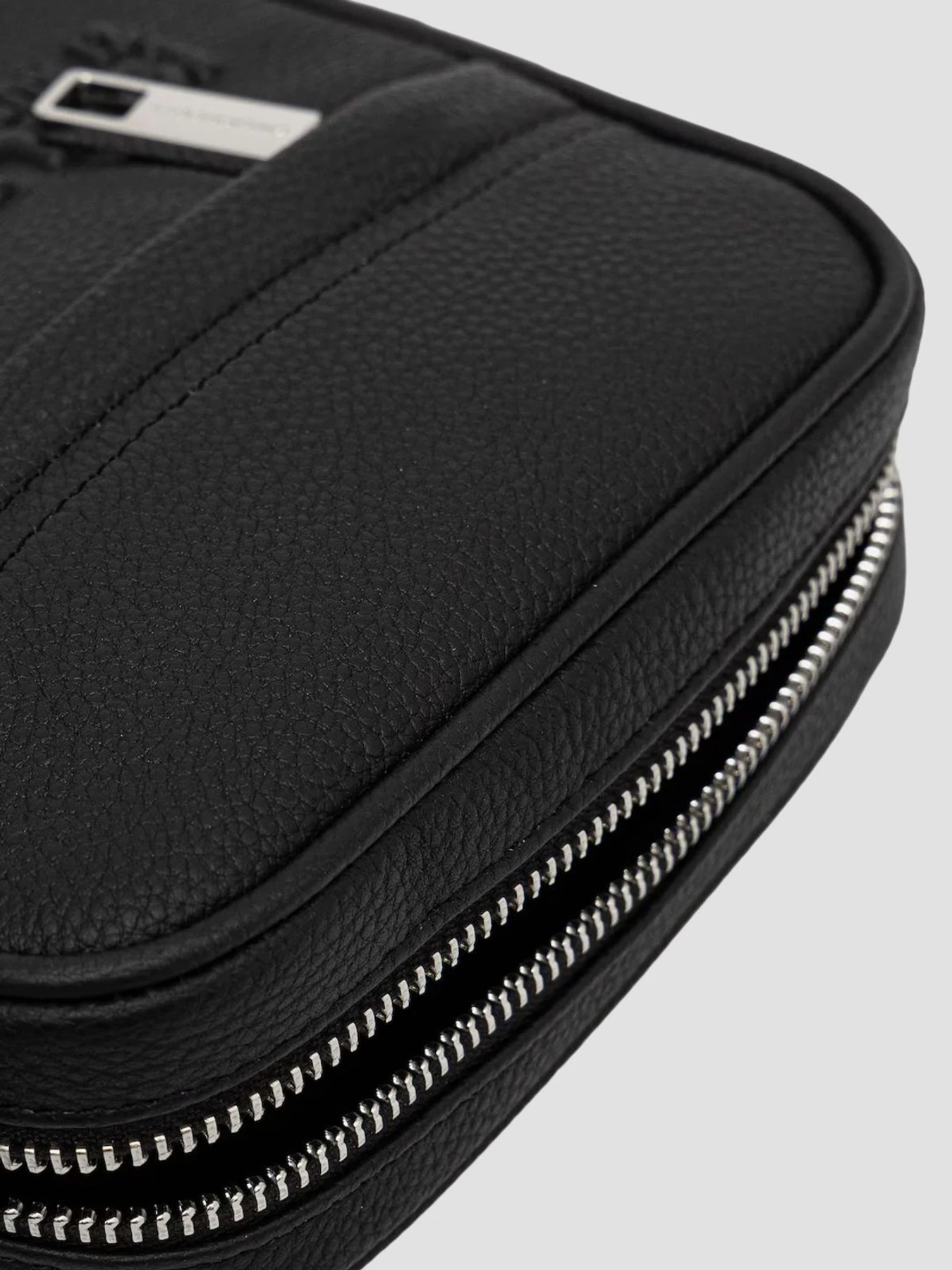 Сумки Karl Lagerfeld модель A3M30177;999 Сумки Karl Lagerfeld модель A3M30177;999 Фото