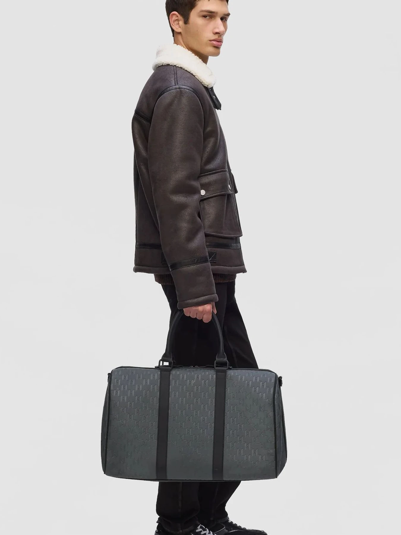Дорожные сумки и чемоданы Karl Lagerfeld модель A4M30245;1UK Дорожные сумки и чемоданы Karl Lagerfeld модель A4M30245;1UK Фото