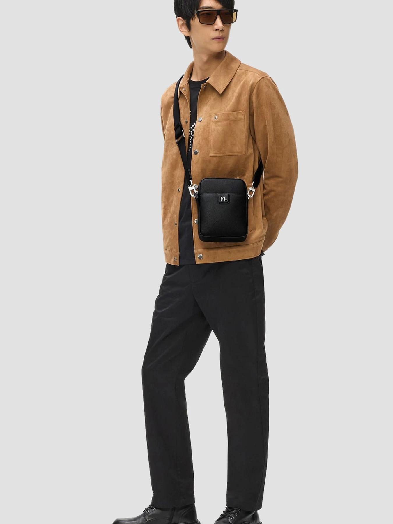 Сумки Karl Lagerfeld модель B1M30209;999 Сумки Karl Lagerfeld модель B1M30209;999 Фото