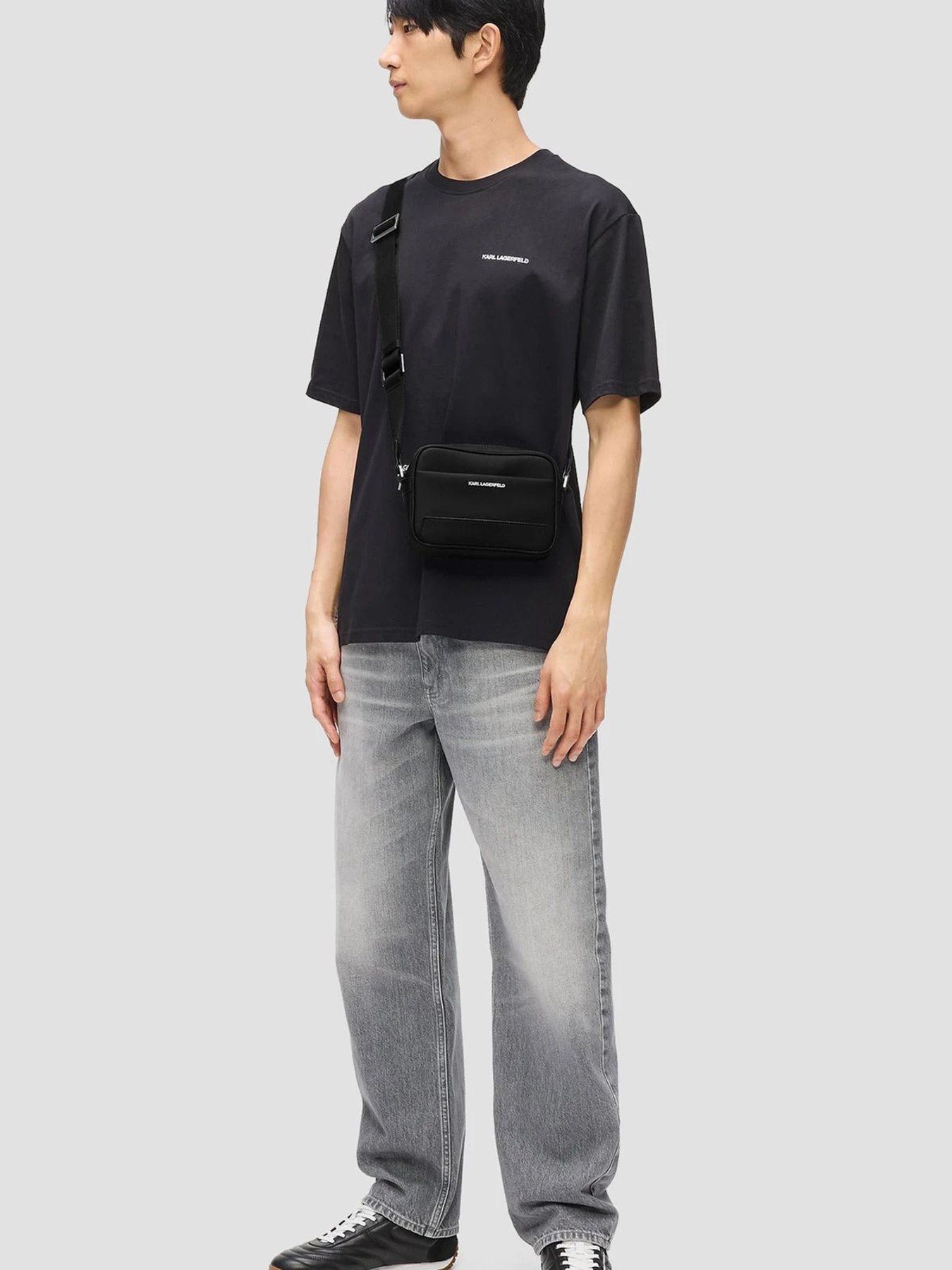 Сумки Karl Lagerfeld модель B1M30272;999 Сумки Karl Lagerfeld модель B1M30272;999 Фото