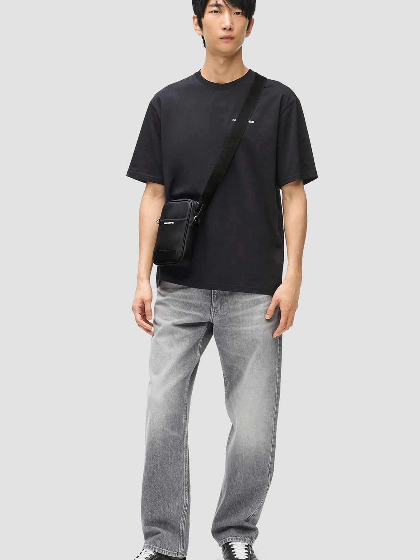 Сумки Karl Lagerfeld модель B1M30273;999 Сумки Karl Lagerfeld модель B1M30273;999 Фото