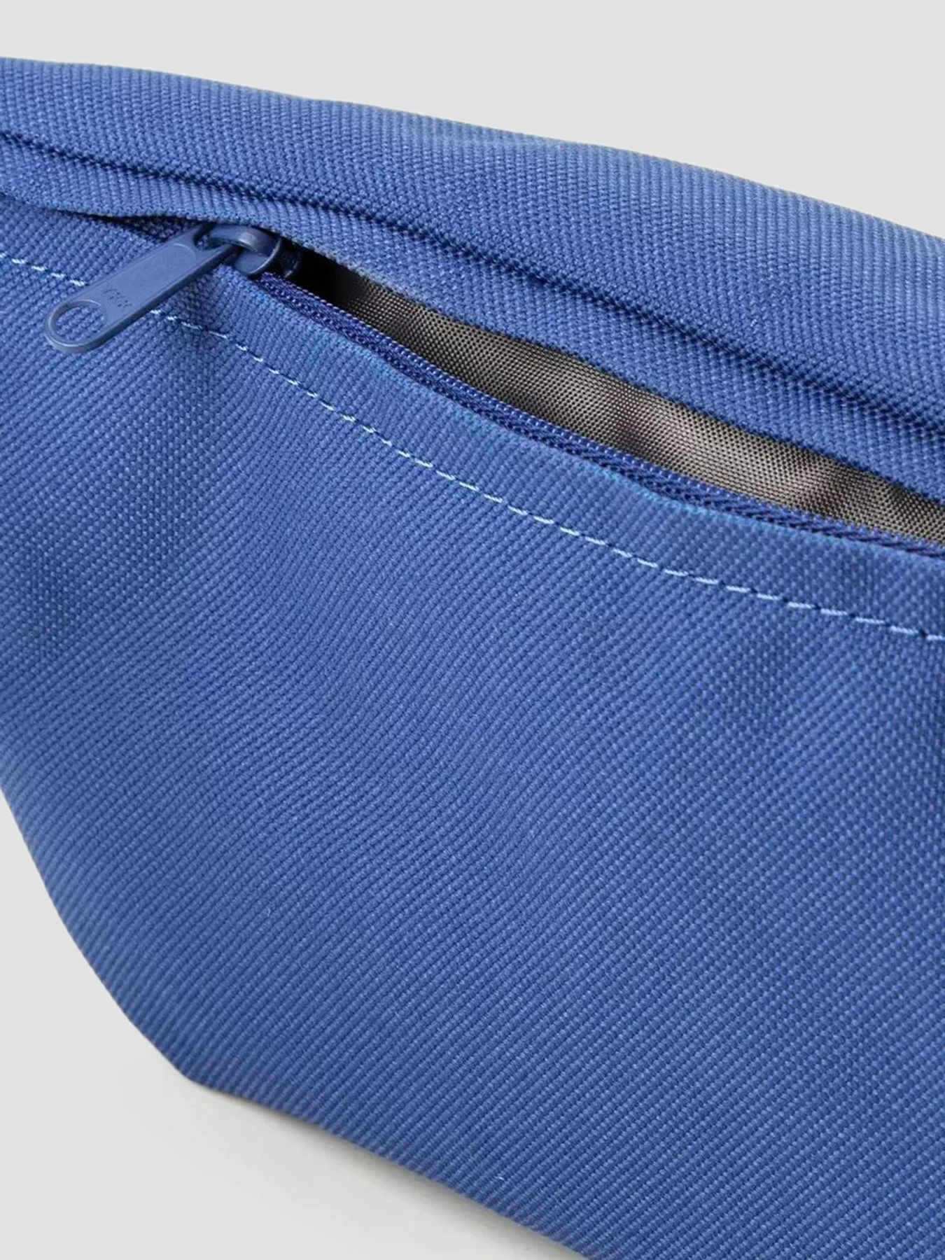 Сумки Levi's модель D7968;0002 Сумки Levi's модель D7968;0002 Фото