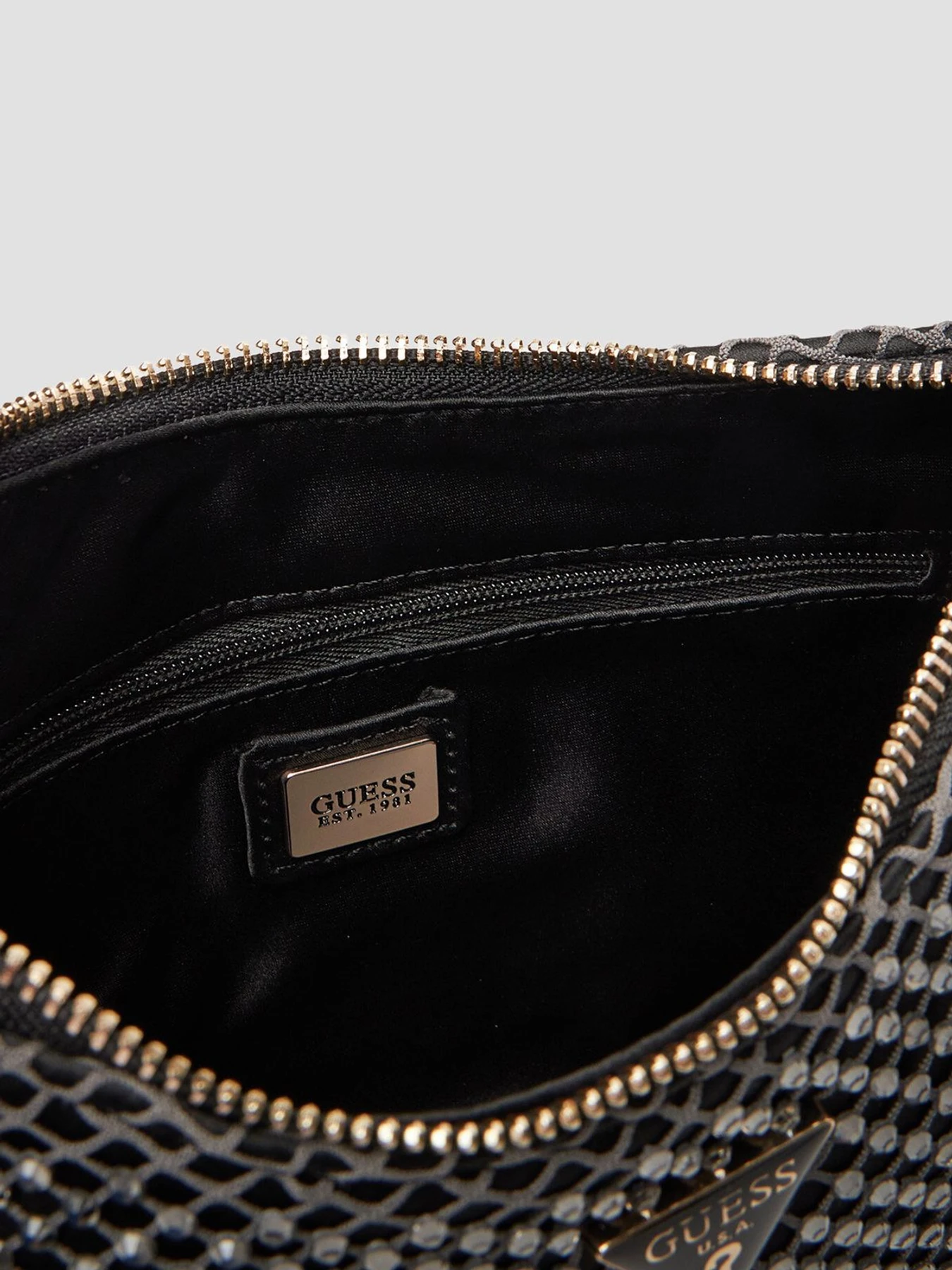 Сумки GUESS модель HWCE93.50170;PEW Сумки GUESS модель HWCE93.50170;PEW Фото