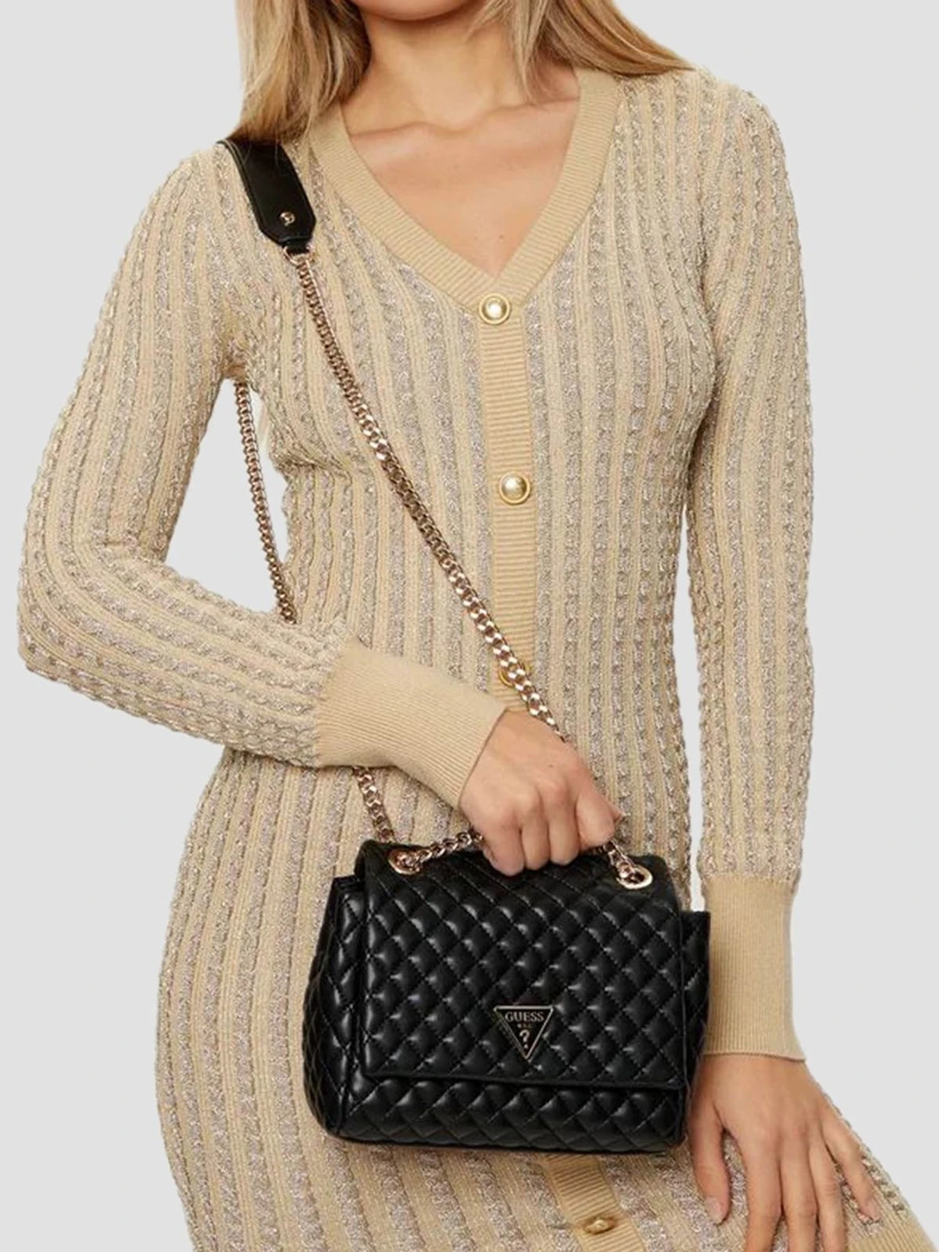 Сумки GUESS модель HWEQG9.54121;BLA Сумки GUESS модель HWEQG9.54121;BLA Фото