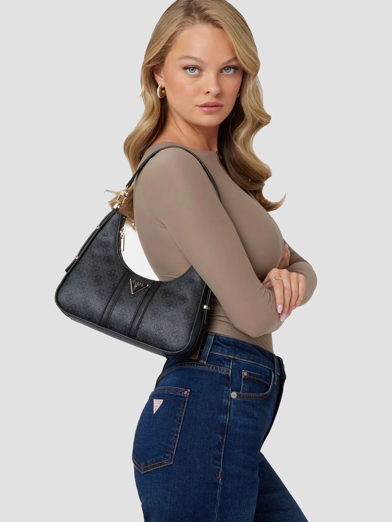 Сумки GUESS модель HWSG90.00180;CLO Сумки GUESS модель HWSG90.00180;CLO Фото