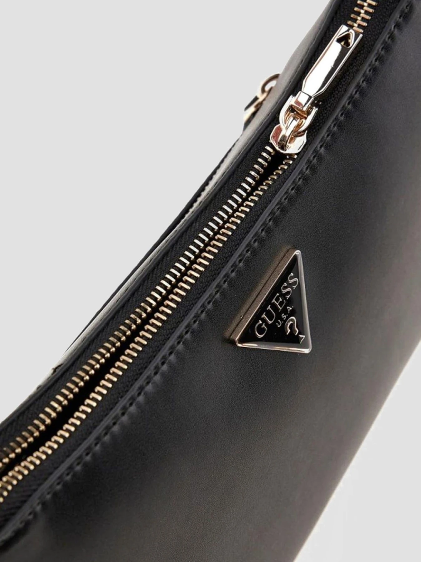 Сумки GUESS модель HWVG94.93180;BLA Сумки GUESS модель HWVG94.93180;BLA Фото