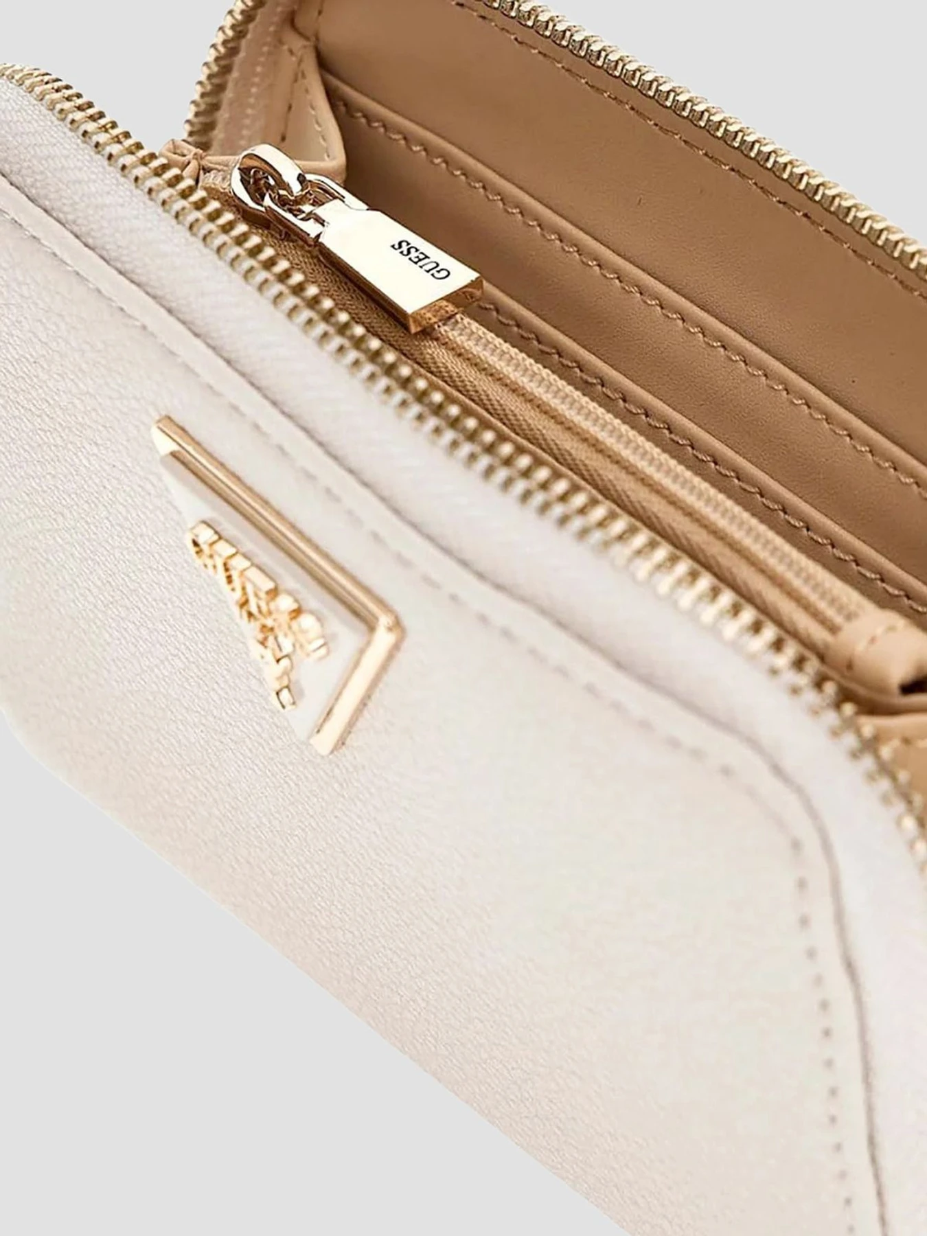 Кошельки GUESS модель SWBG85.00140;IVO Кошельки GUESS модель SWBG85.00140;IVO Фото