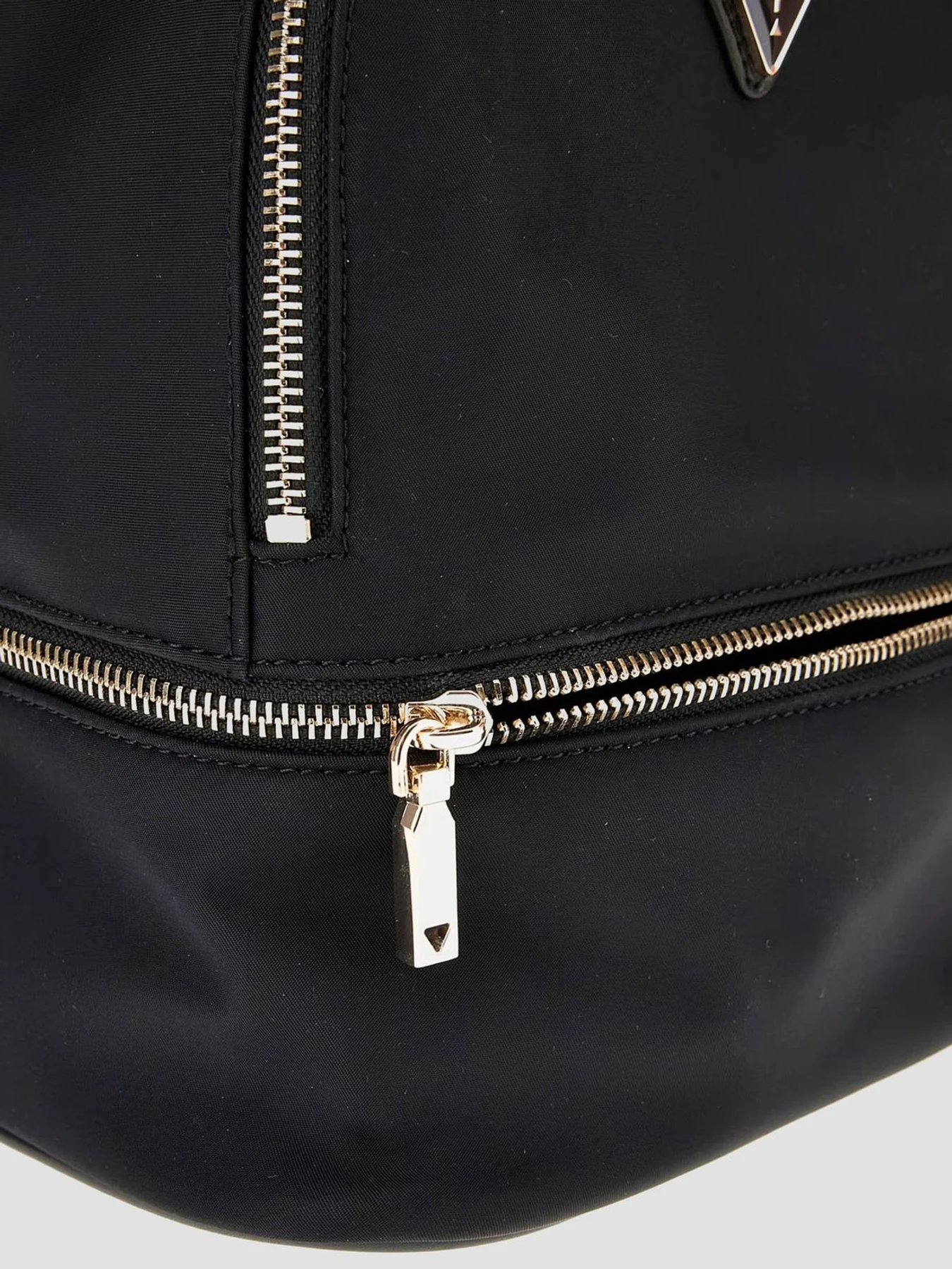 Рюкзаки GUESS модель TWNN96.76032;BLA Фото
