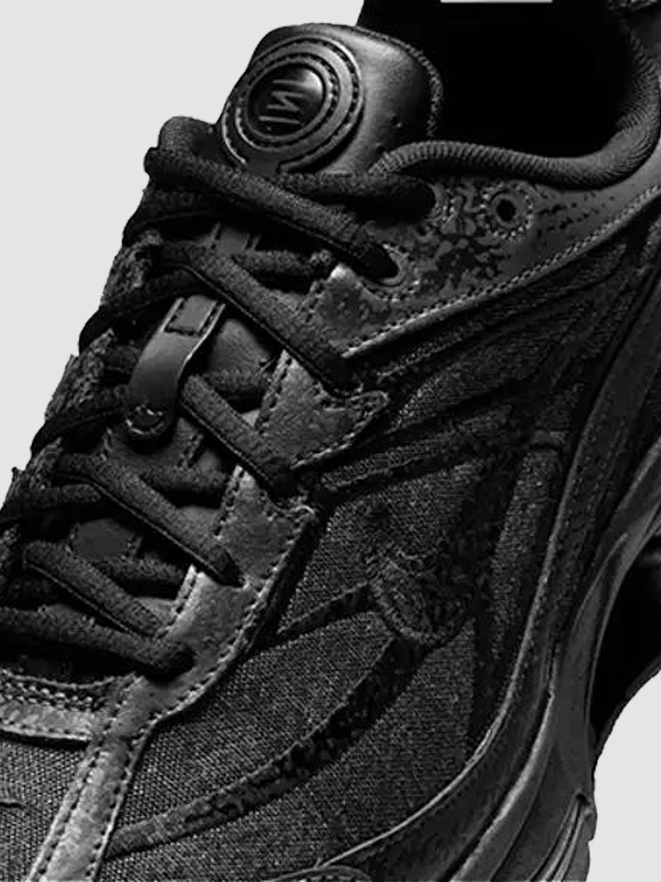 Кроссовки NIKE Shox Ride 2 модель IO8947-010 Кроссовки NIKE Shox Ride 2 модель IO8947-010 Фото