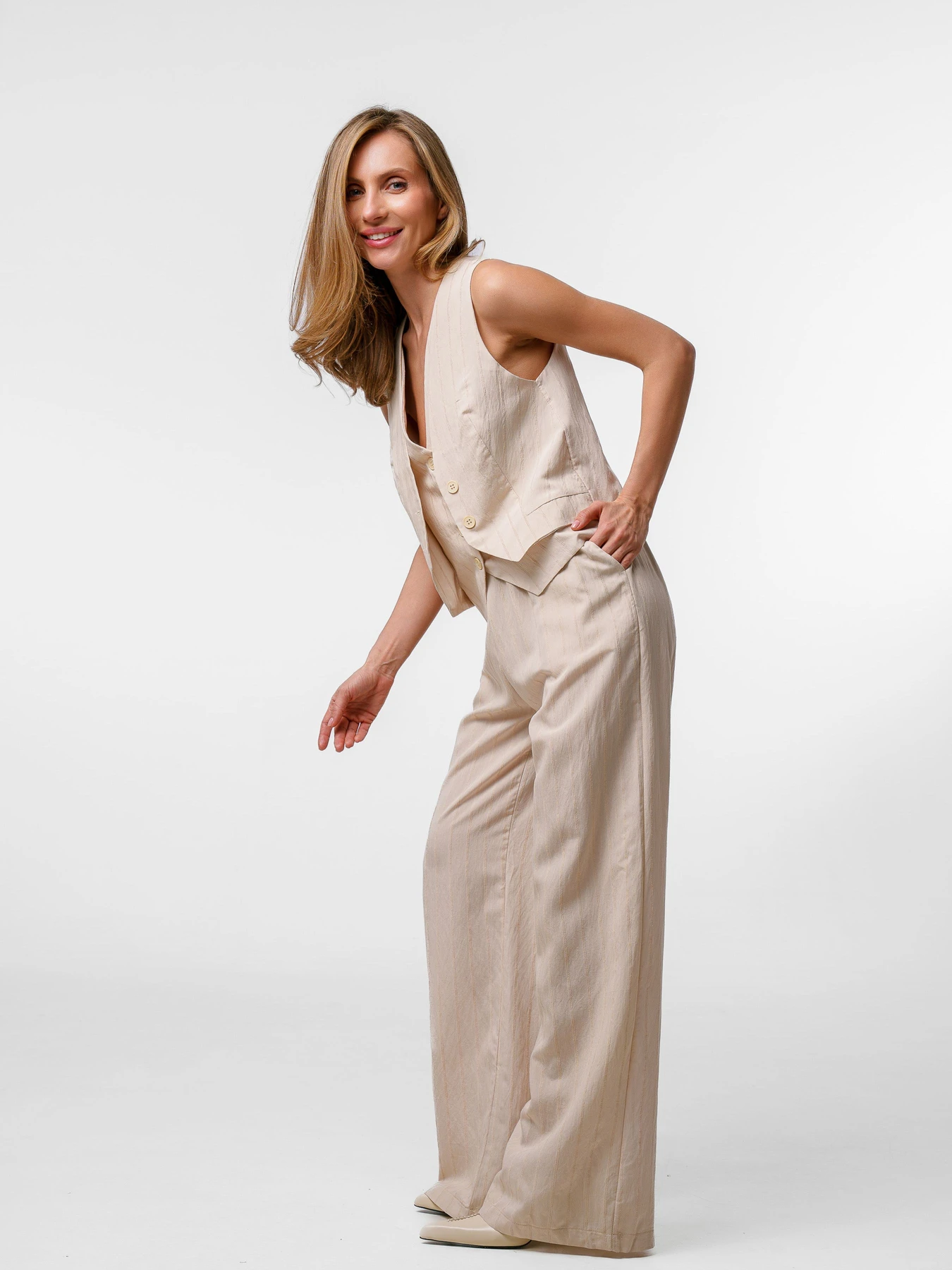 Костюмы Emmelie Delage EDIT модель o_KSTEDIT-16 Костюмы Emmelie Delage EDIT модель o_KSTEDIT-16 Фото