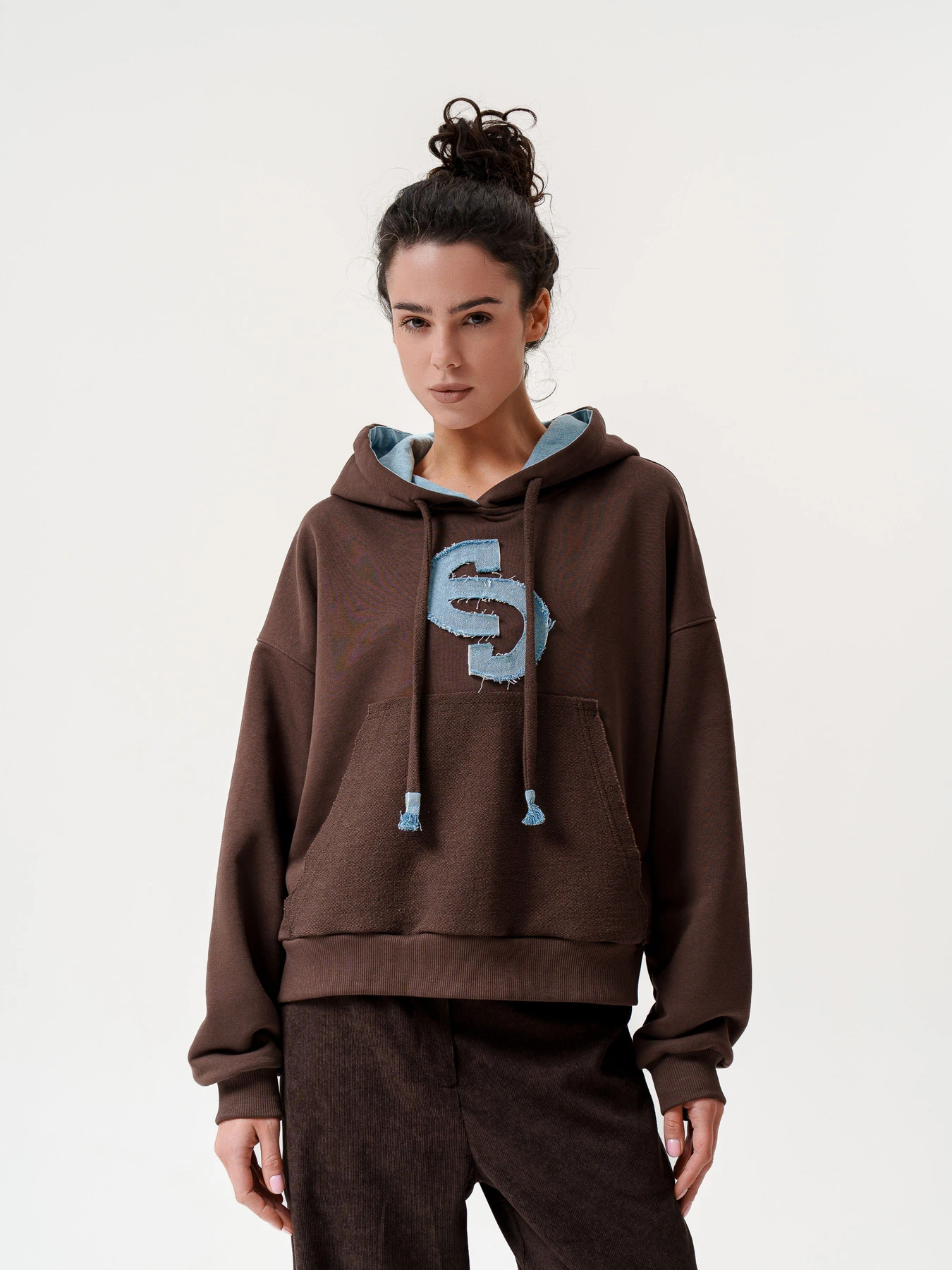 Худи и свитшоты Emmelie Delage CORE HOODIE модель o_HDCORE-30 Худи и свитшоты Emmelie Delage CORE HOODIE модель o_HDCORE-30 Фото