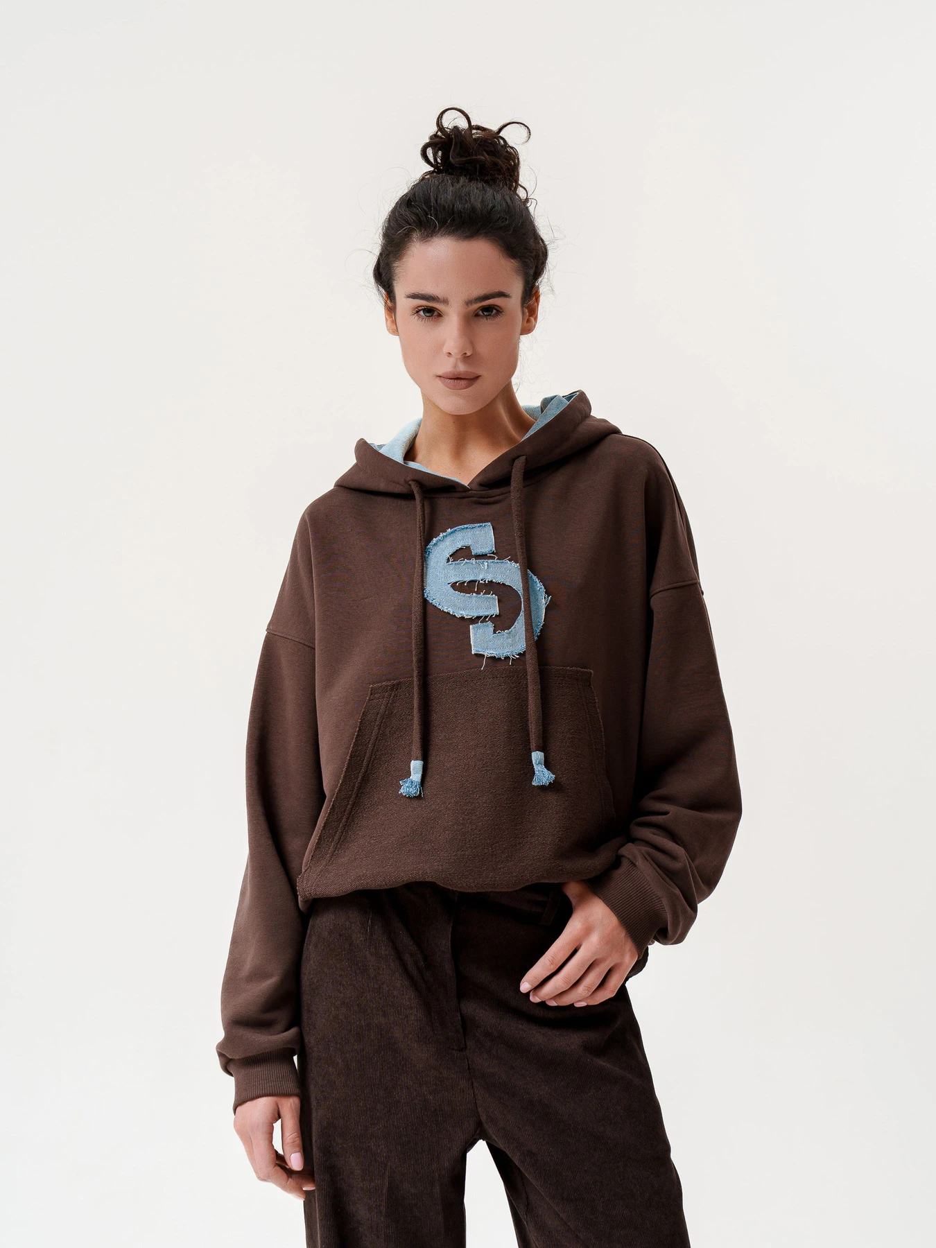 Худи и свитшоты Emmelie Delage CORE HOODIE модель o_HDCORE-30 Худи и свитшоты Emmelie Delage CORE HOODIE модель o_HDCORE-30 Фото