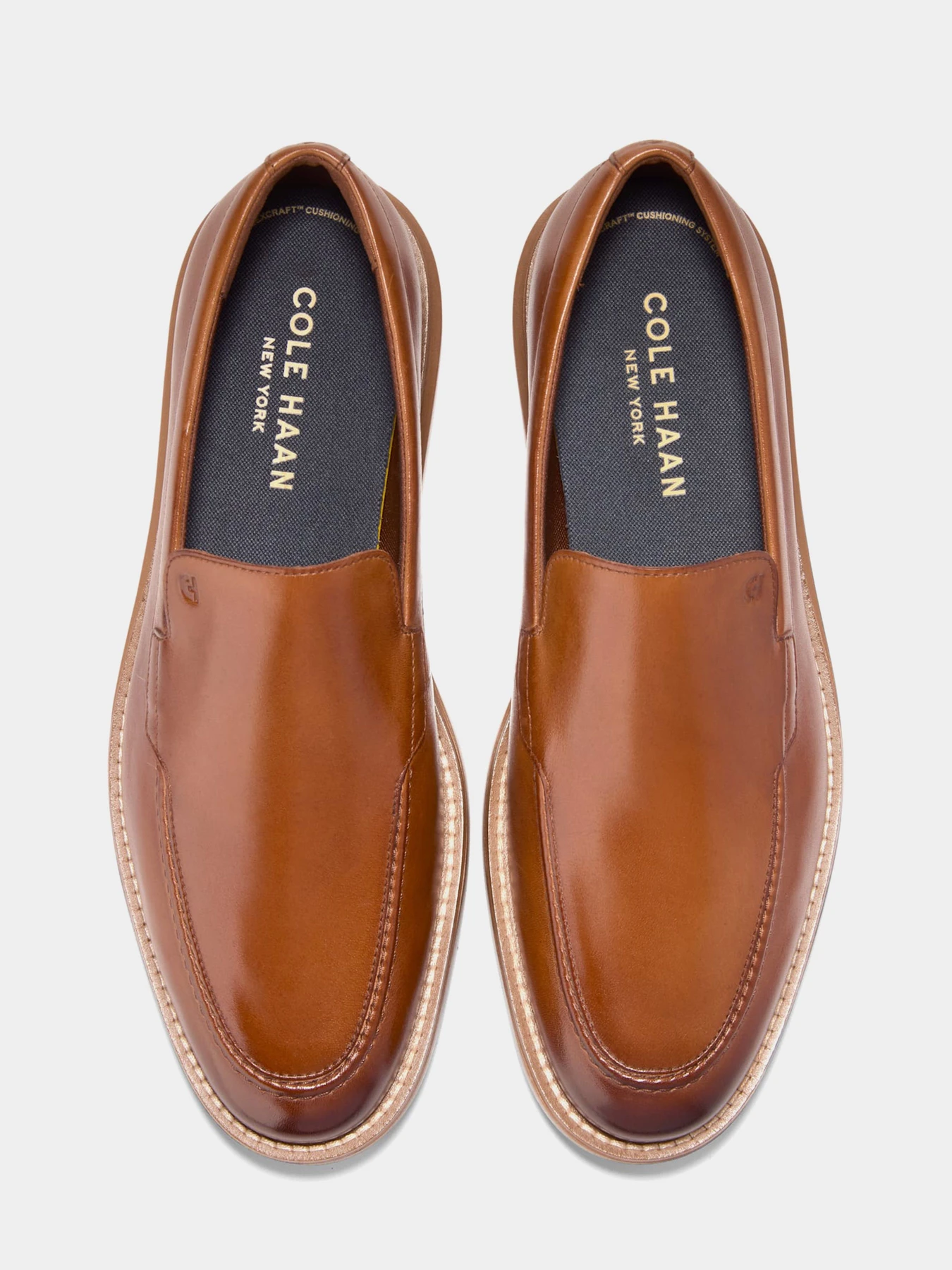 Туфли и лоферы Cole Haan модель C43809 Фото