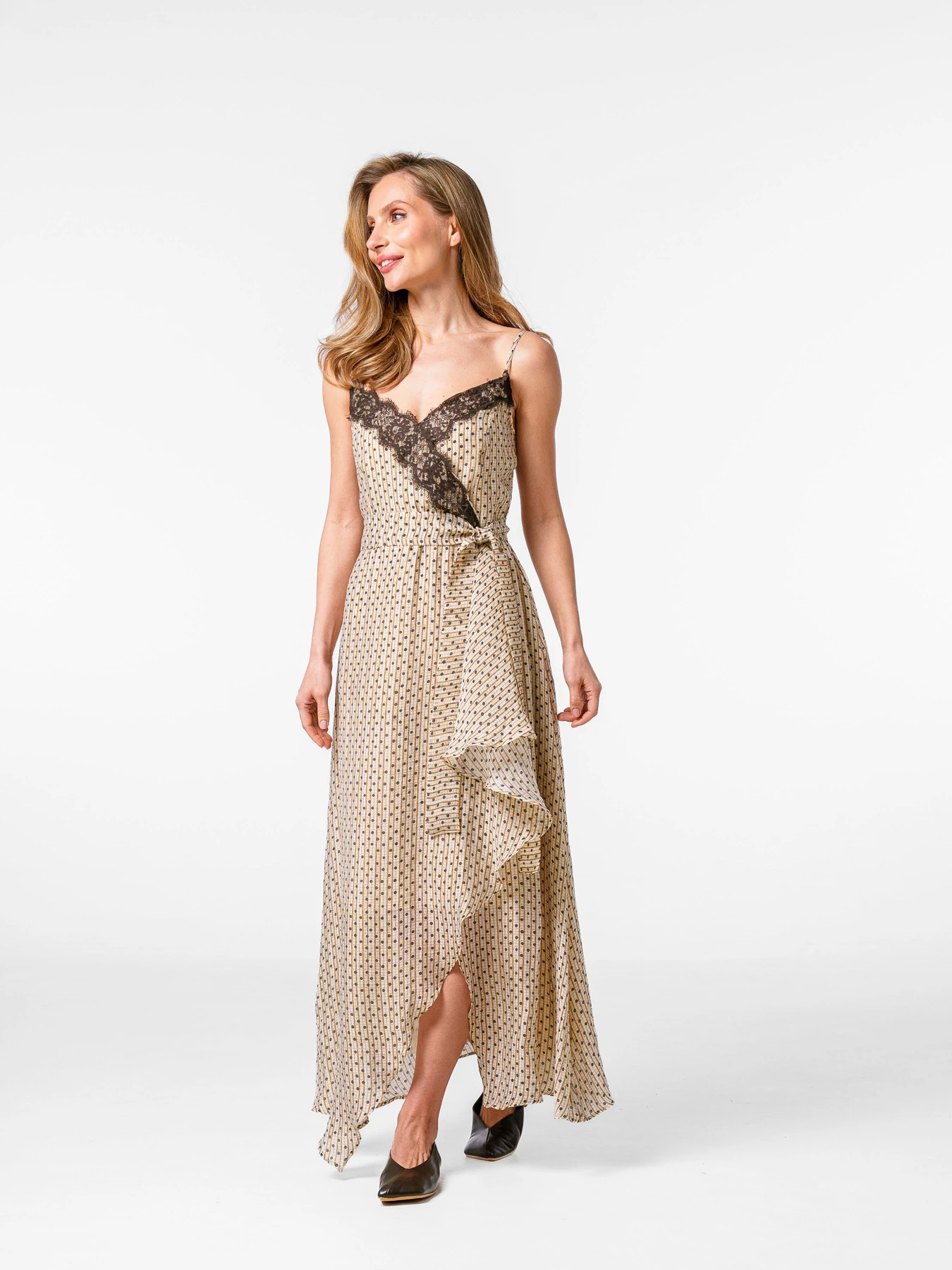 Платья Emmelie Delage MIA модель o_PLMIA-16 Платья Emmelie Delage MIA модель o_PLMIA-16 Фото