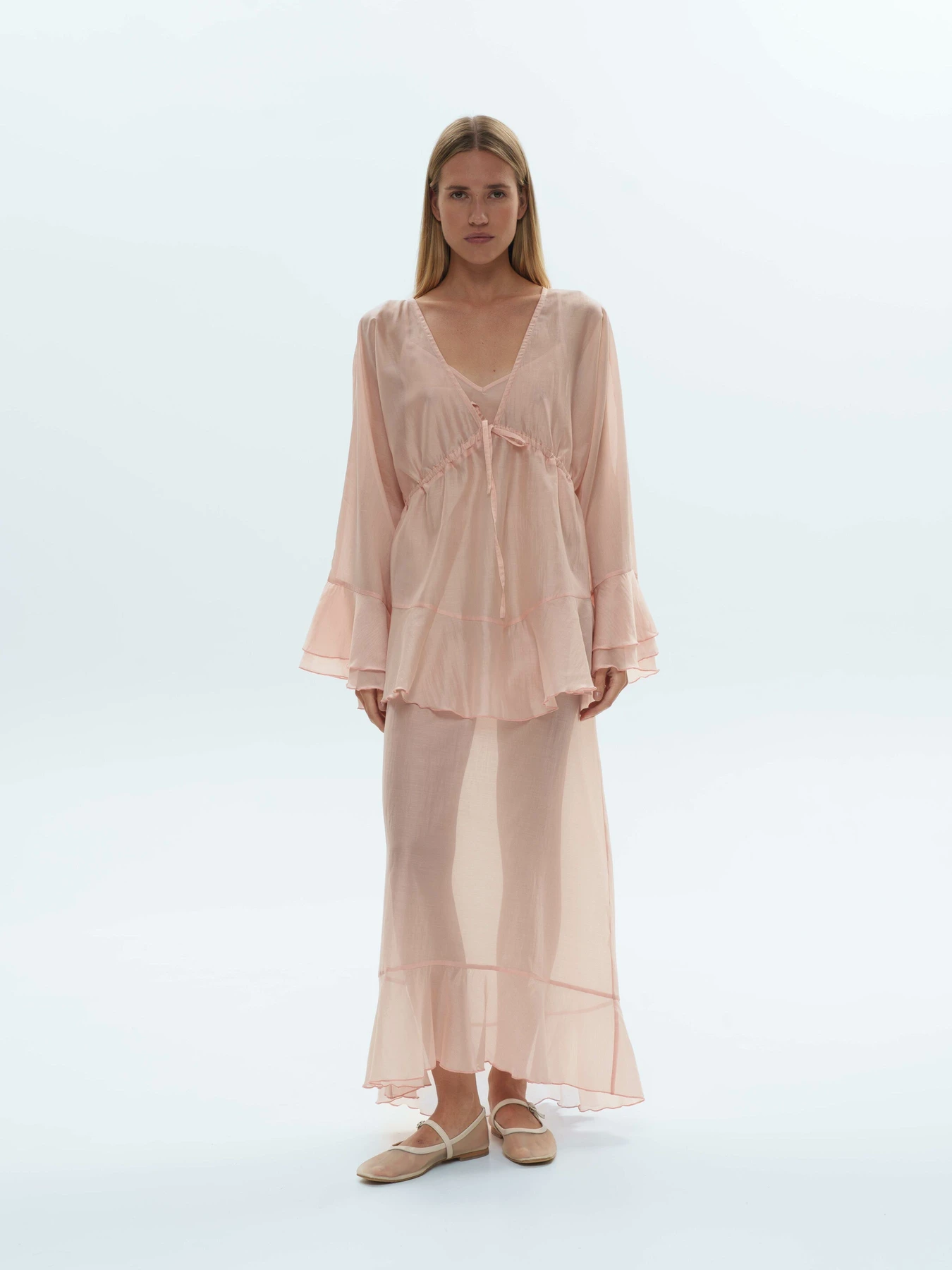 Сорочки Emmelie Delage MIRAGE модель o_BLMIR-10 Сорочки Emmelie Delage MIRAGE модель o_BLMIR-10 Фото