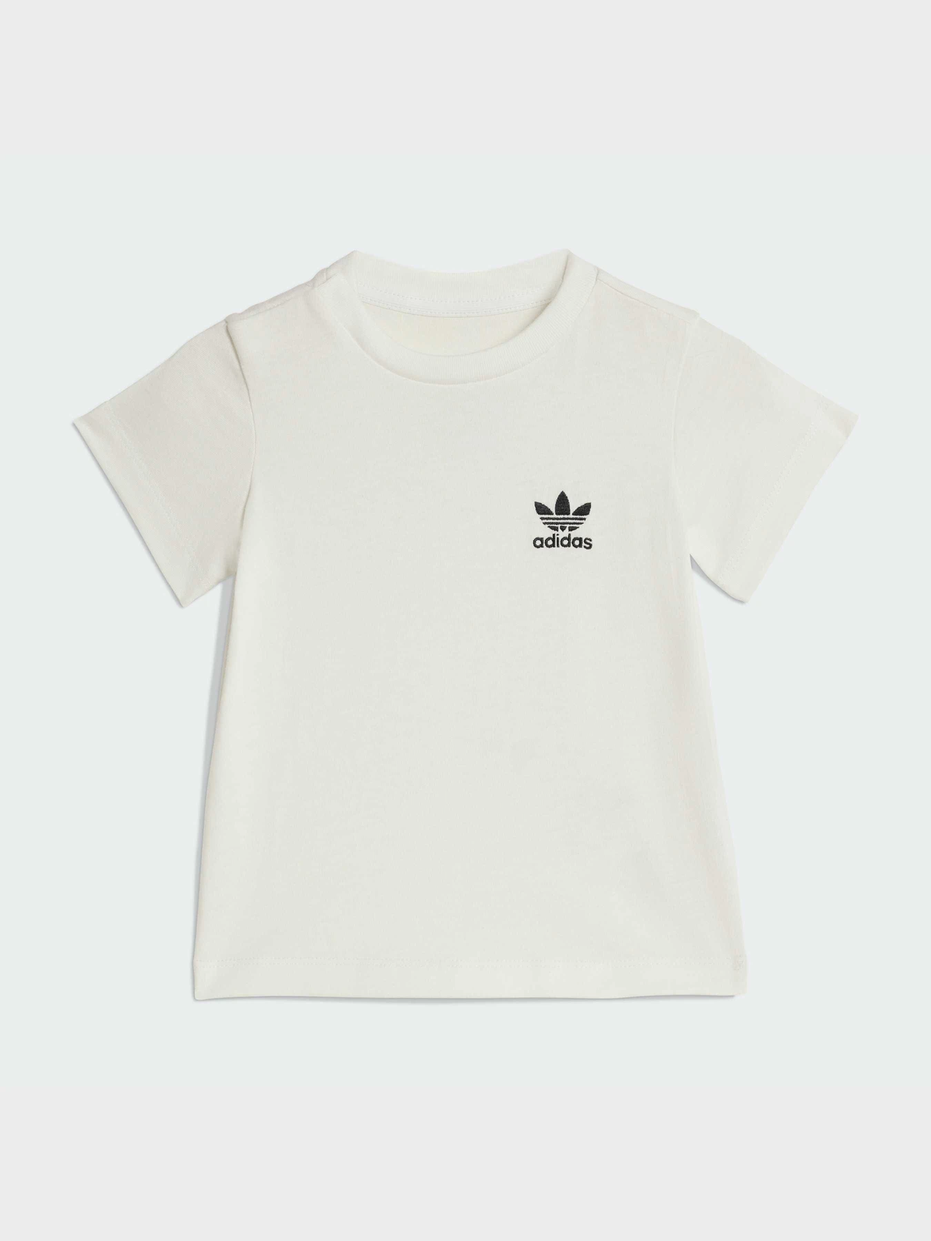 Костюмы Adidas модель KE2357 Костюмы Adidas модель KE2357 Фото