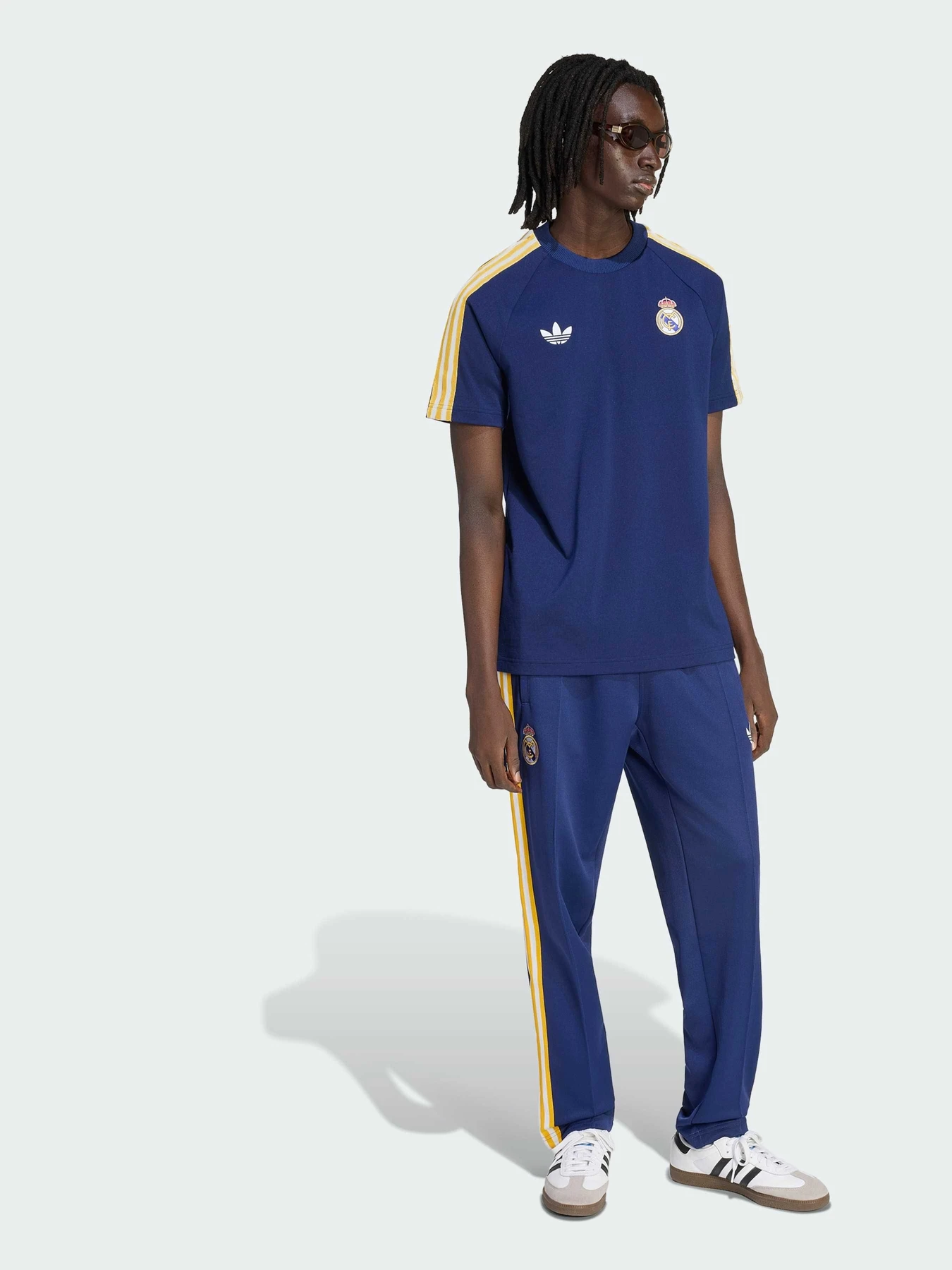 Брюки Adidas модель JZ9151 Брюки Adidas модель JZ9151 Фото
