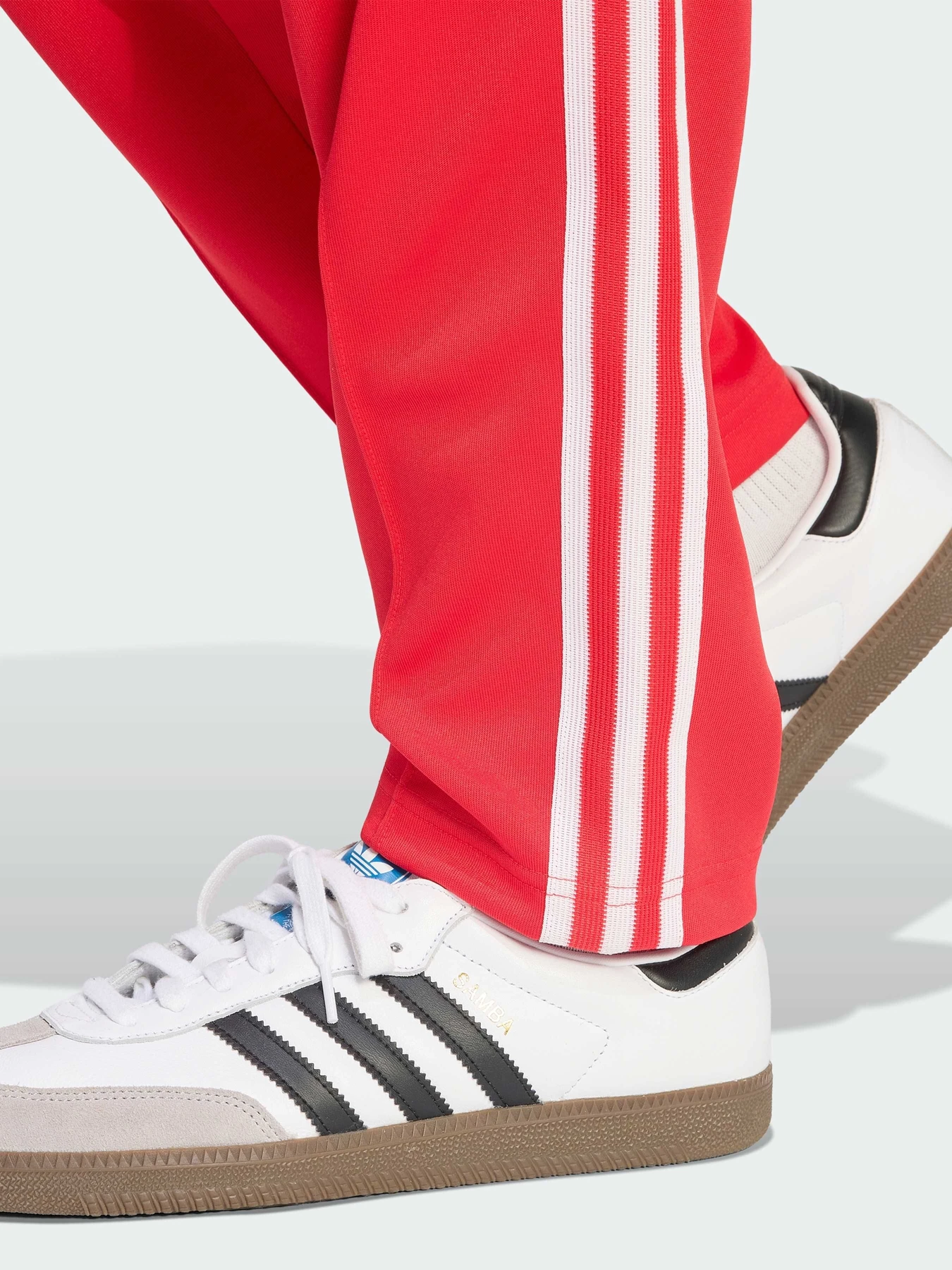 Брюки Adidas модель JZ0139 Брюки Adidas модель JZ0139 Фото