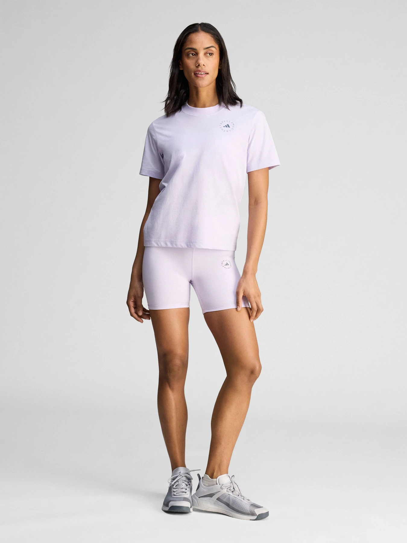 Футболки и поло Adidas модель JZ0689 Футболки и поло Adidas модель JZ0689 Фото