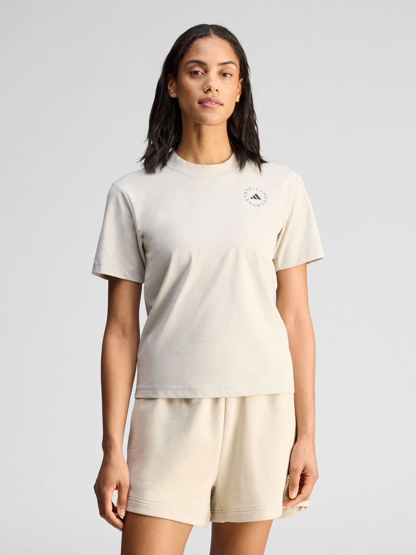 Футболки и поло Adidas модель JZ0691 Футболки и поло Adidas модель JZ0691 Фото