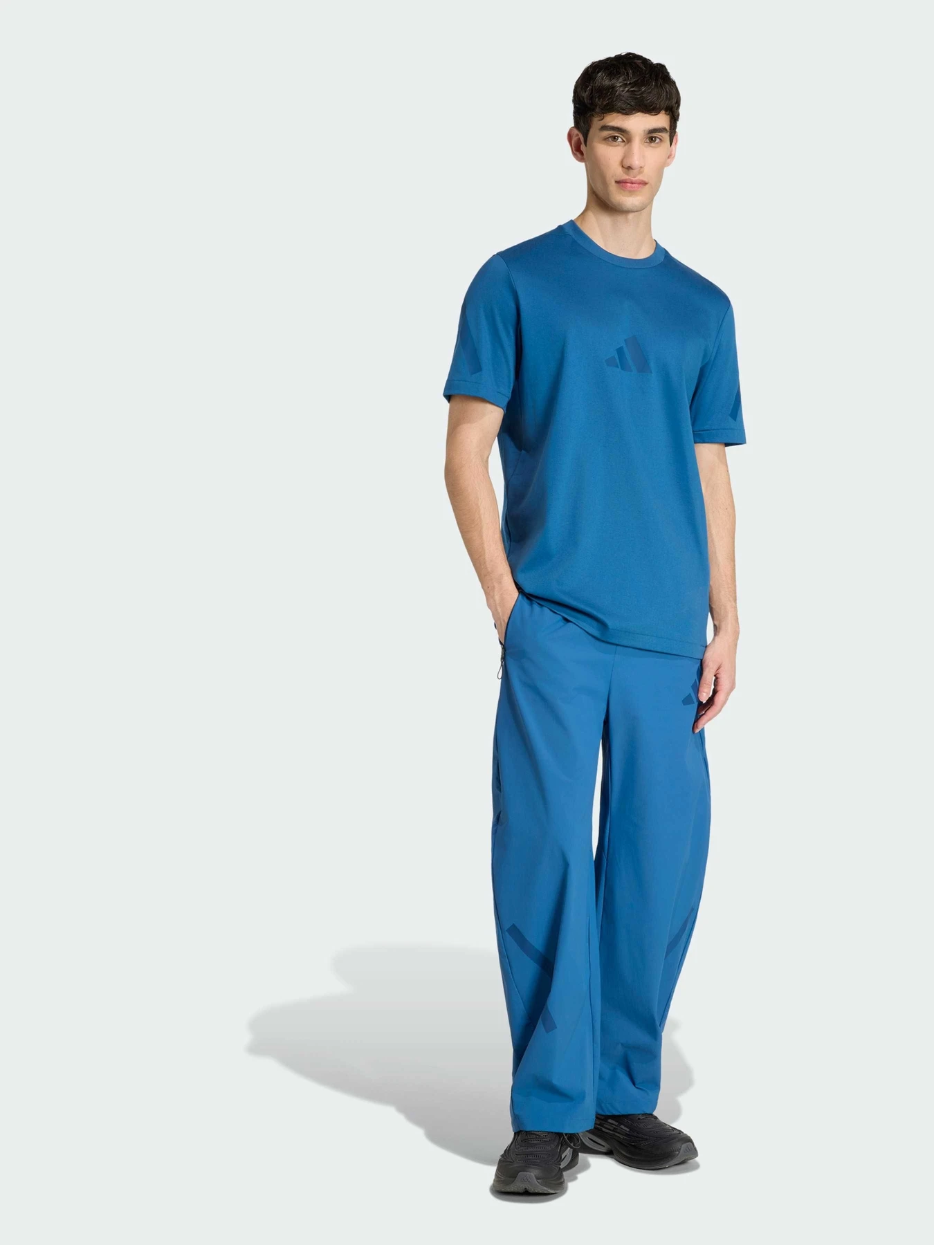 Брюки Adidas ZNE модель KF0577 Брюки Adidas ZNE модель KF0577 Фото