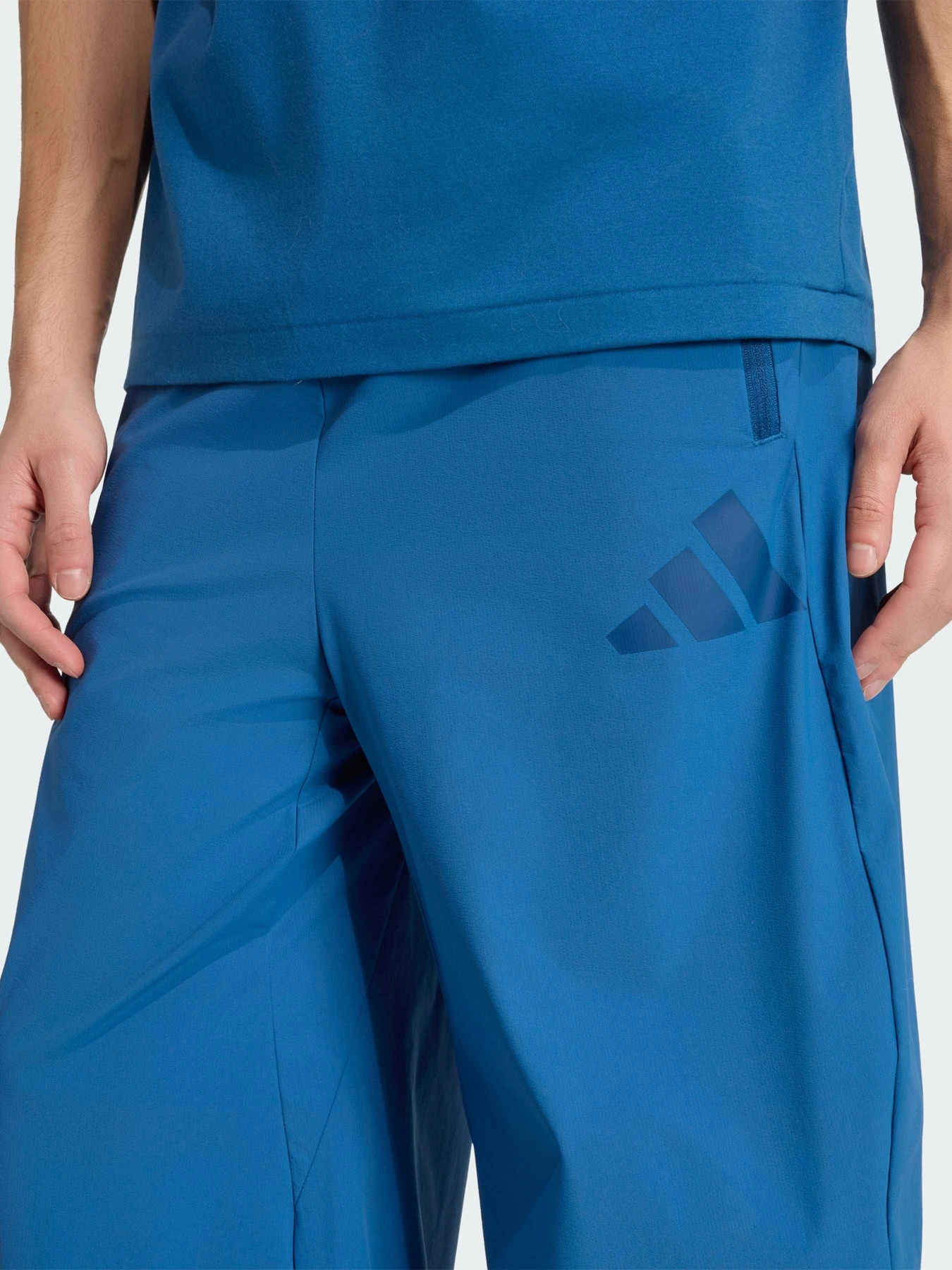 Брюки Adidas ZNE модель KF0577 Брюки Adidas ZNE модель KF0577 Фото