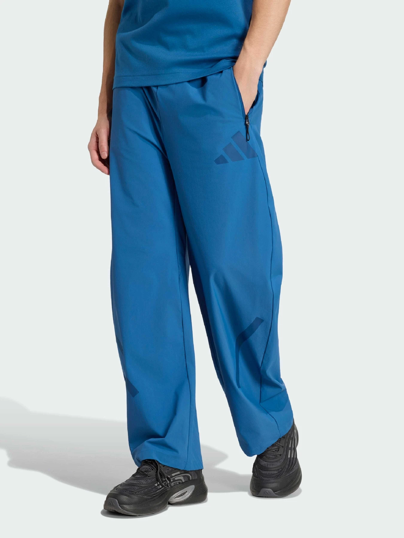 Брюки Adidas ZNE модель KF0577 Брюки Adidas ZNE модель KF0577 Фото