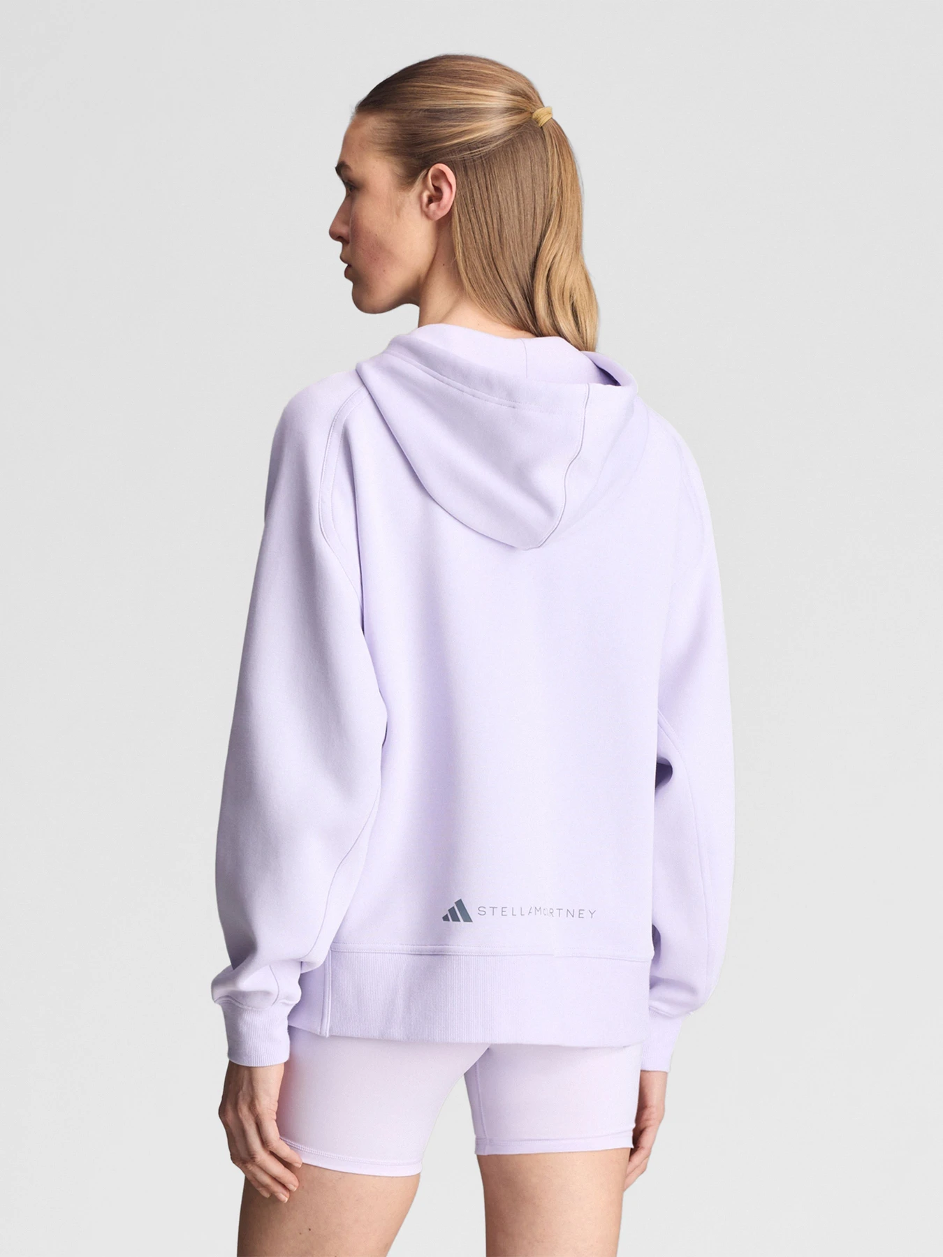 Худи и свитшоты Adidas модель KF8913 Худи и свитшоты Adidas модель KF8913 Фото