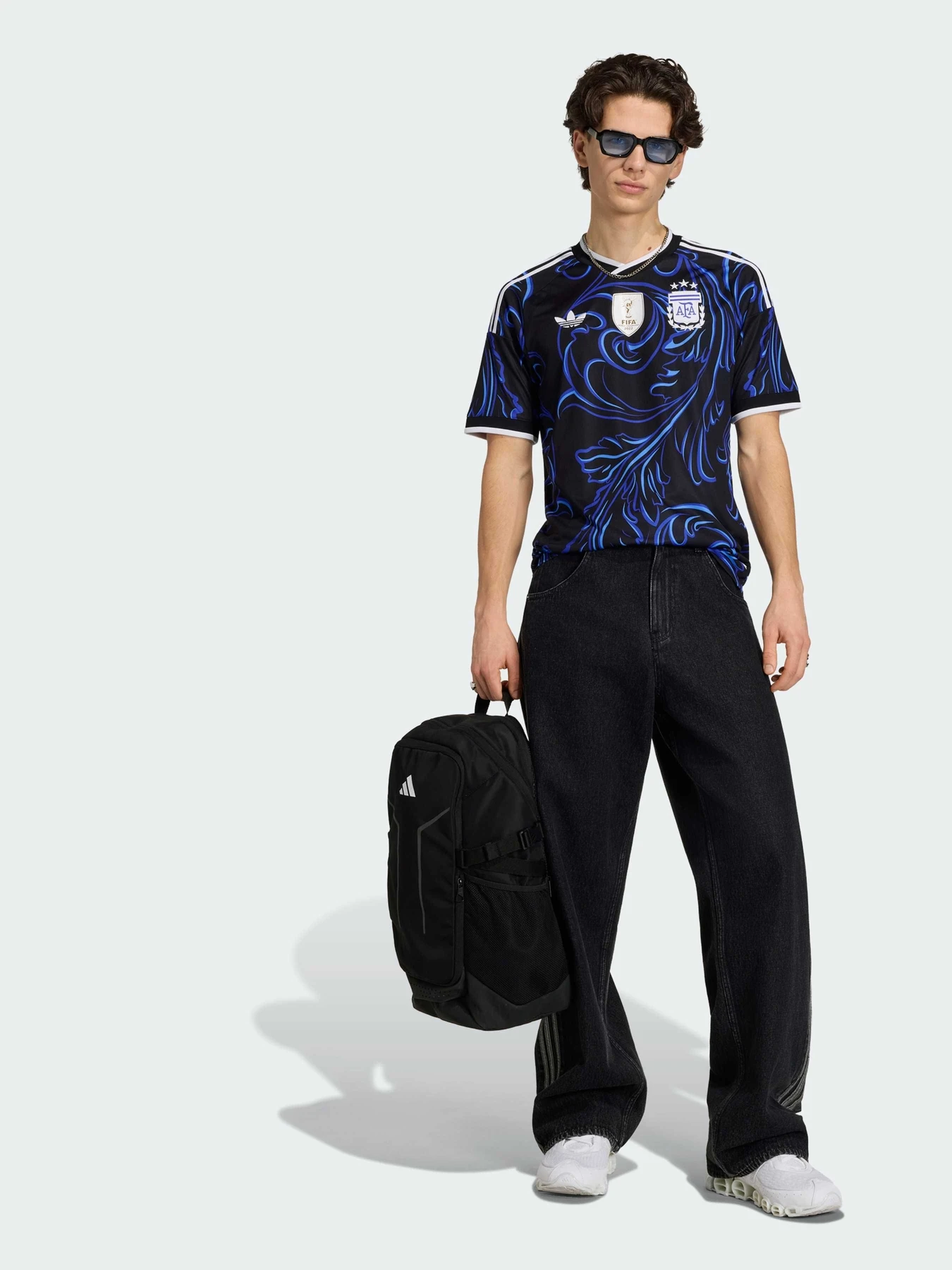 Футболки и поло Adidas модель JM8395 Футболки и поло Adidas модель JM8395 Фото