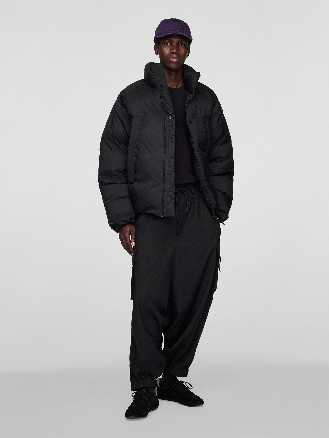 Куртки и дубленки Adidas модель JX7282 Куртки и дубленки Adidas модель JX7282 Фото