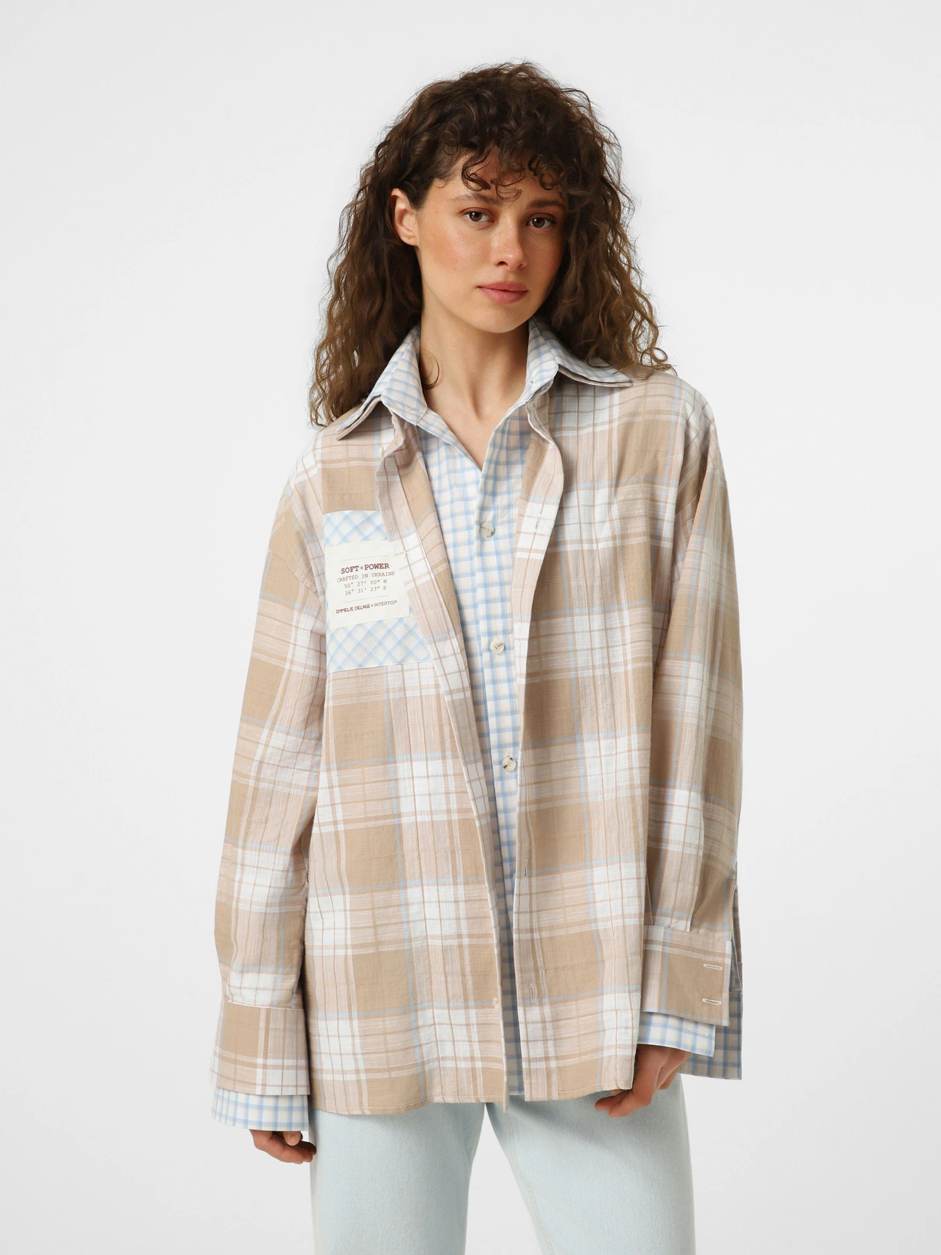 Сорочки Emmelie Delage x INTERTOP модель int_RBDOUB 16 Сорочки Emmelie Delage x INTERTOP модель int_RBDOUB 16 Фото