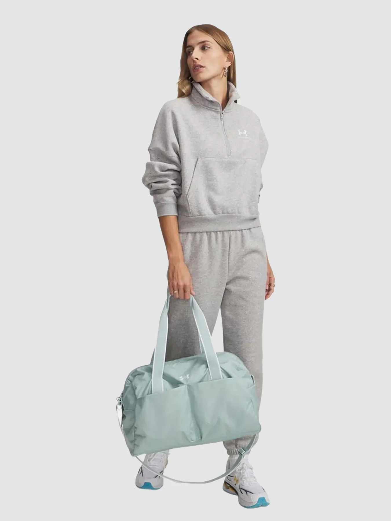 Сумки Under Armour Studio Lite Light Blue модель 1388915-477 Сумки Under Armour Studio Lite Light Blue модель 1388915-477 Фото