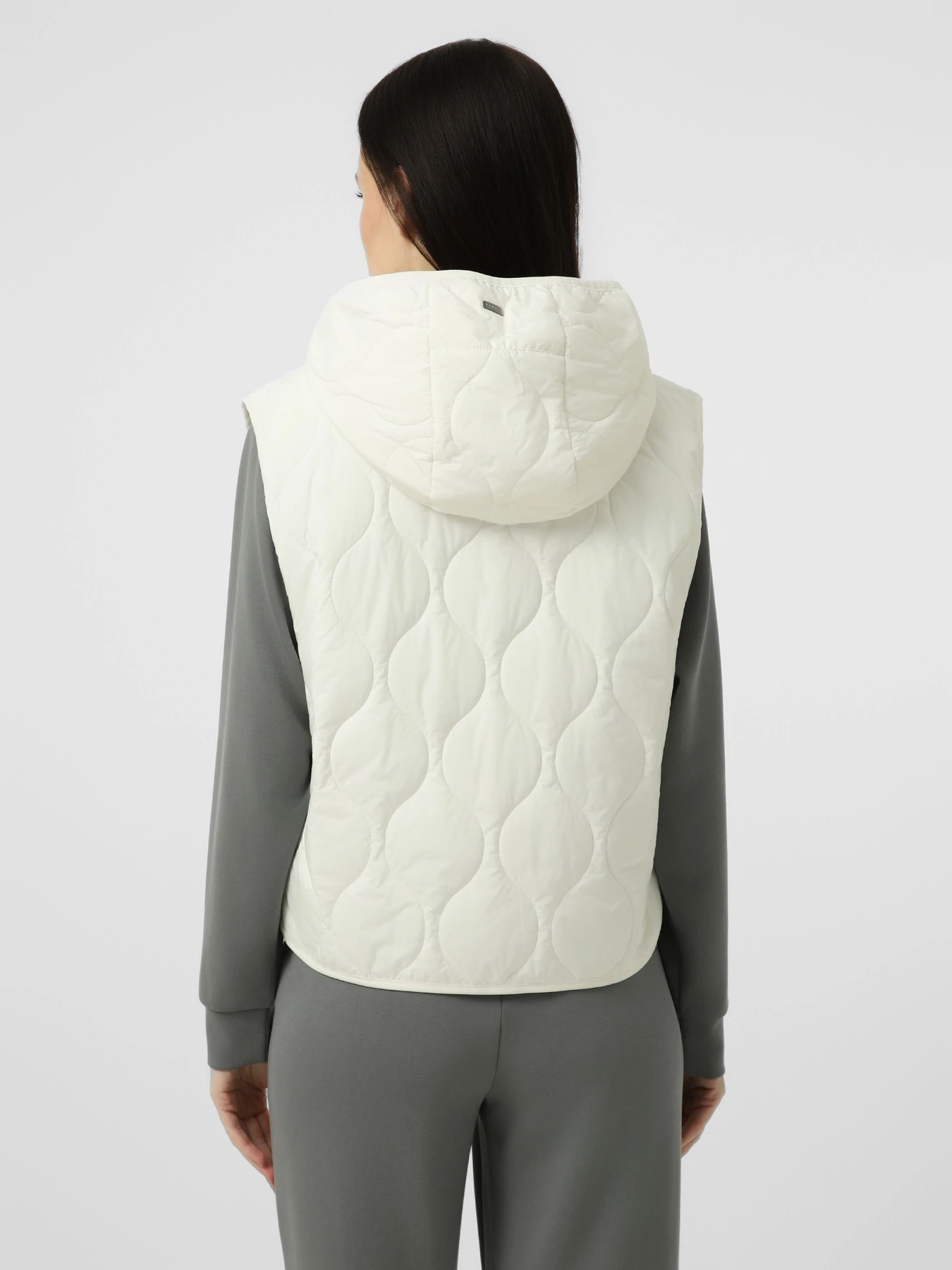 Куртки и дубленки Bugatti модель 11282/20 160100 Куртки и дубленки Bugatti модель 11282/20 160100 Фото