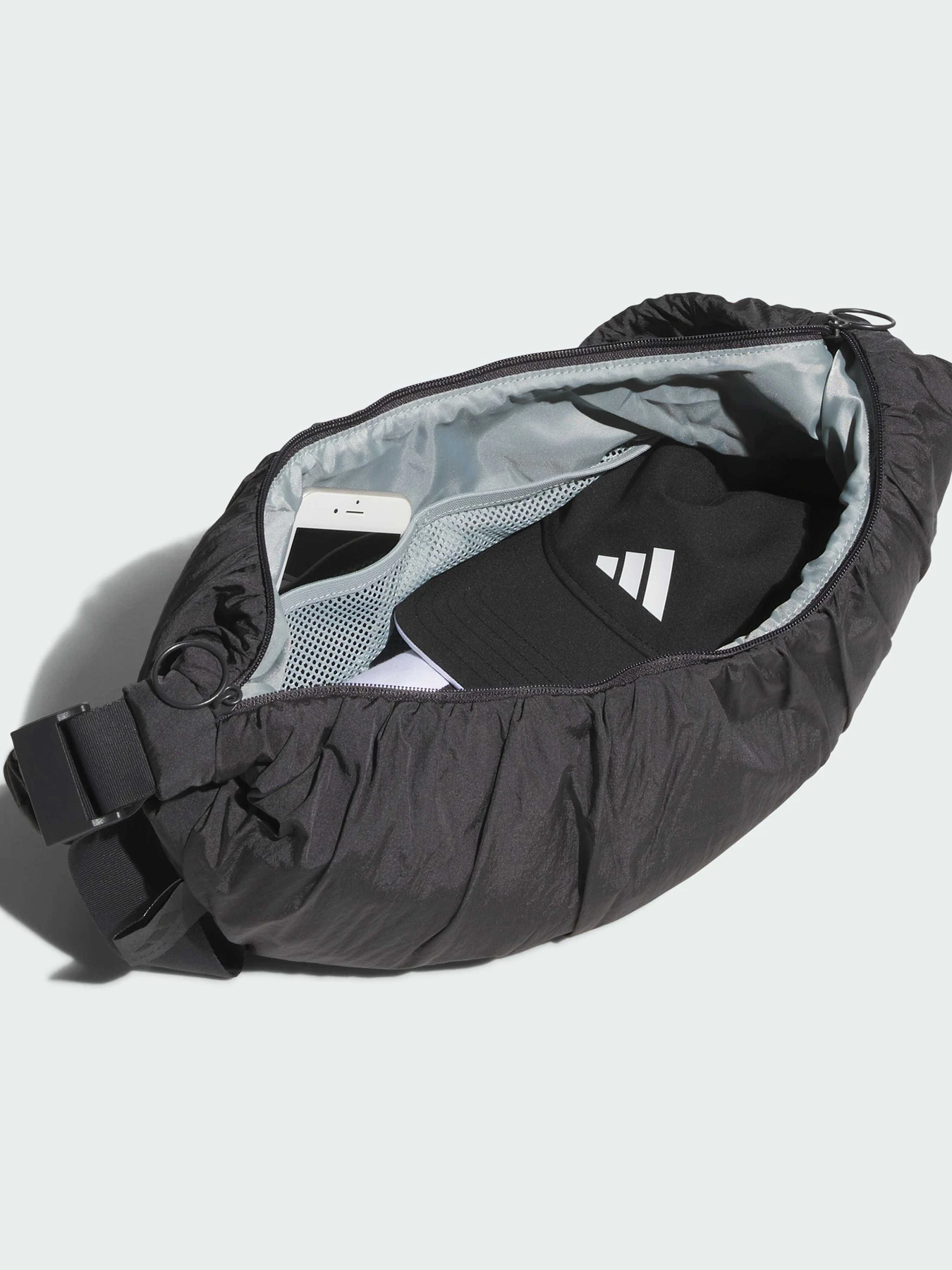 Сумки Adidas Adidas Essentials модель JZ2143 Сумки Adidas Adidas Essentials модель JZ2143 Фото