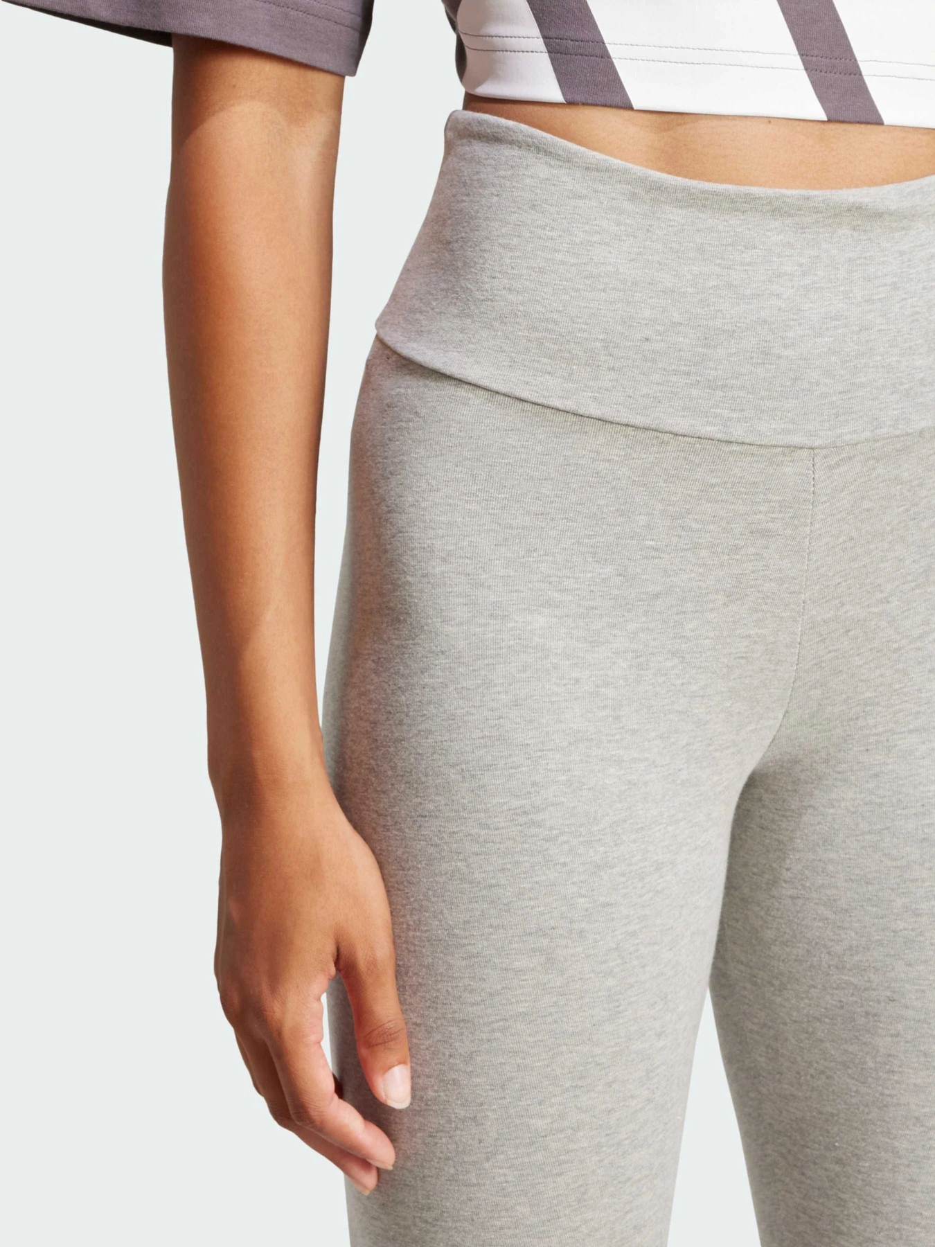 Брюки Adidas Adidas Essentials модель JH1183 Брюки Adidas Adidas Essentials модель JH1183 Фото