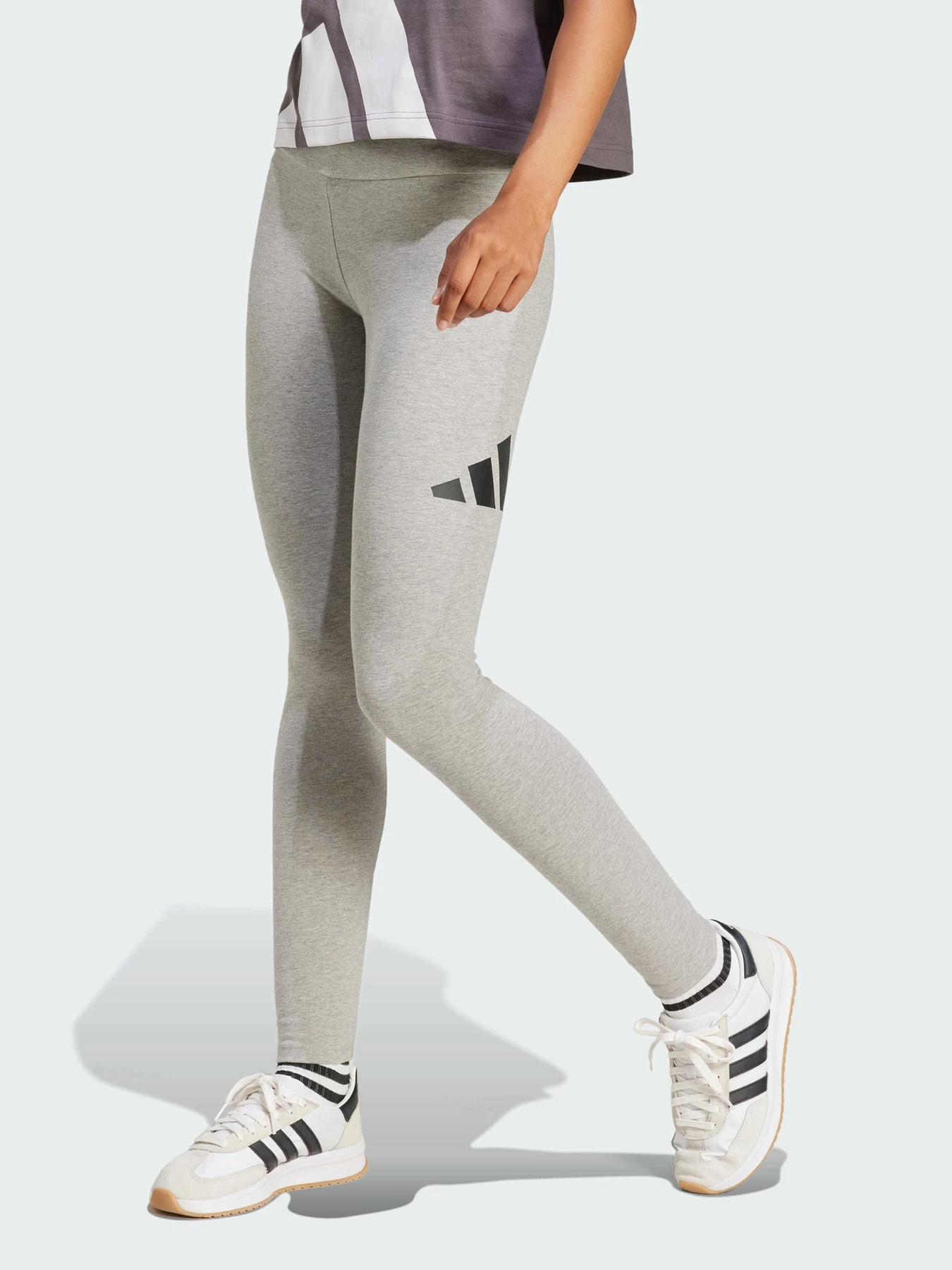Брюки Adidas Adidas Essentials модель JH1183 Брюки Adidas Adidas Essentials модель JH1183 Фото