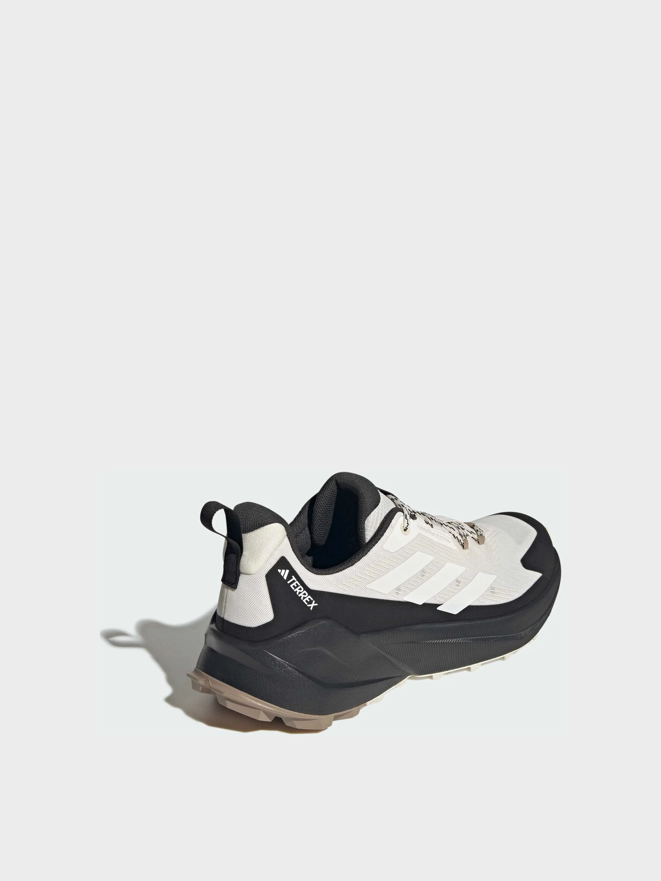 Кроссовки Adidas модель JR6578 Кроссовки Adidas модель JR6578 Фото