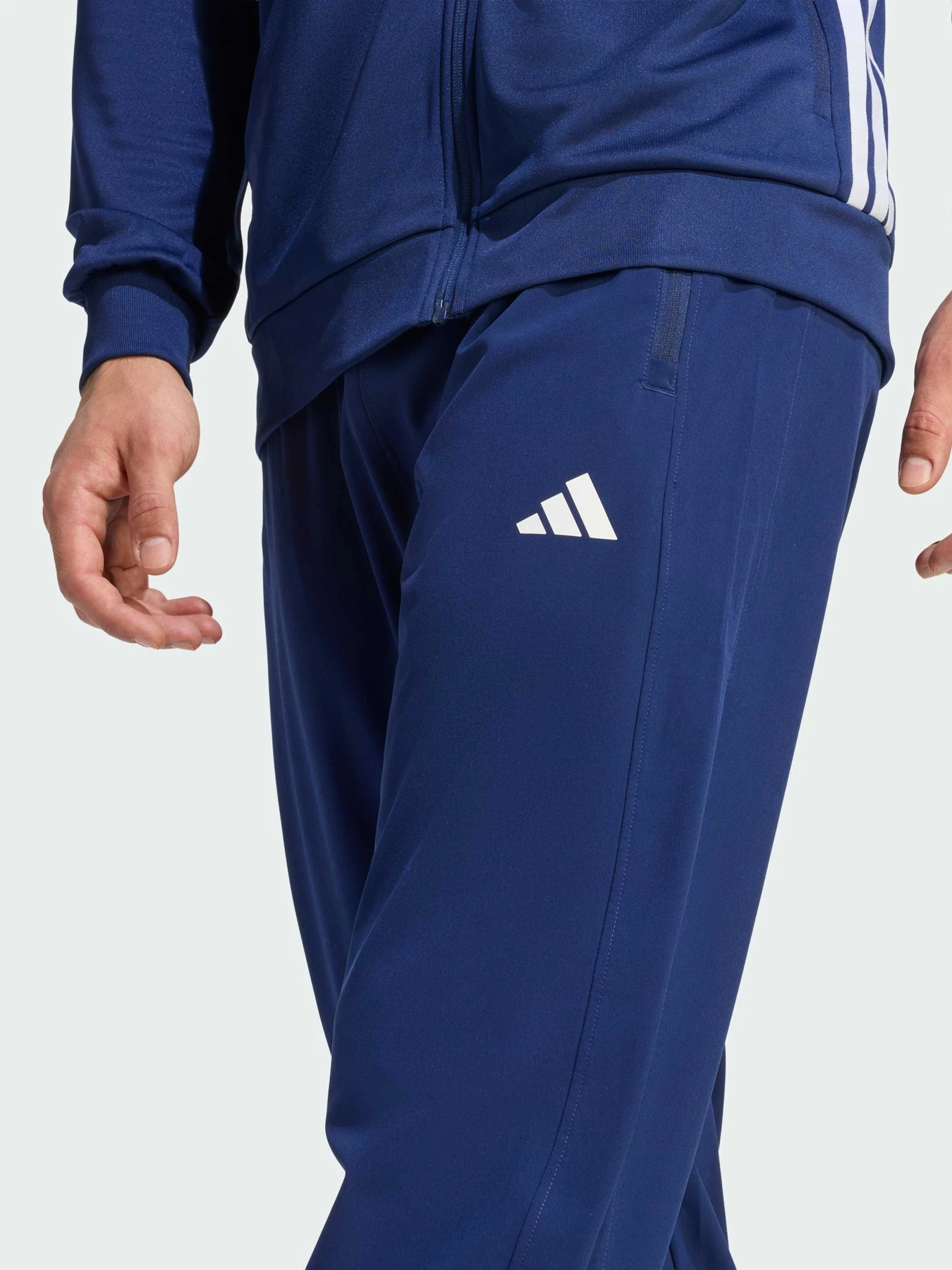 Брюки Adidas Adidas Essentials модель KD2840 Брюки Adidas Adidas Essentials модель KD2840 Фото