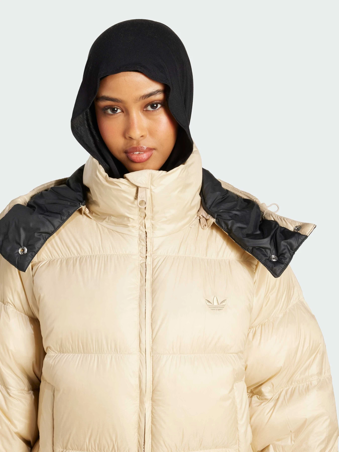 Куртки и дубленки Adidas Adidas Essentials модель JX2998 Куртки и дубленки Adidas Adidas Essentials модель JX2998 Фото