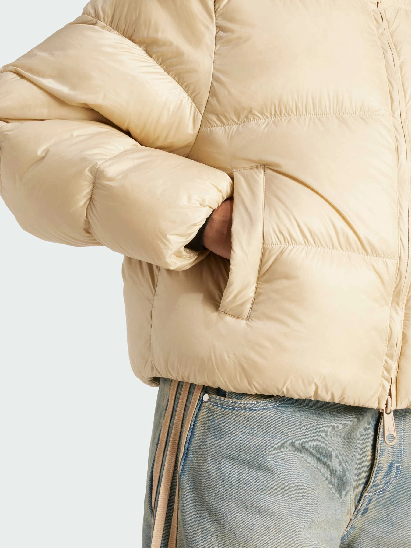 Куртки и дубленки Adidas Adidas Essentials модель JX2998 Куртки и дубленки Adidas Adidas Essentials модель JX2998 Фото