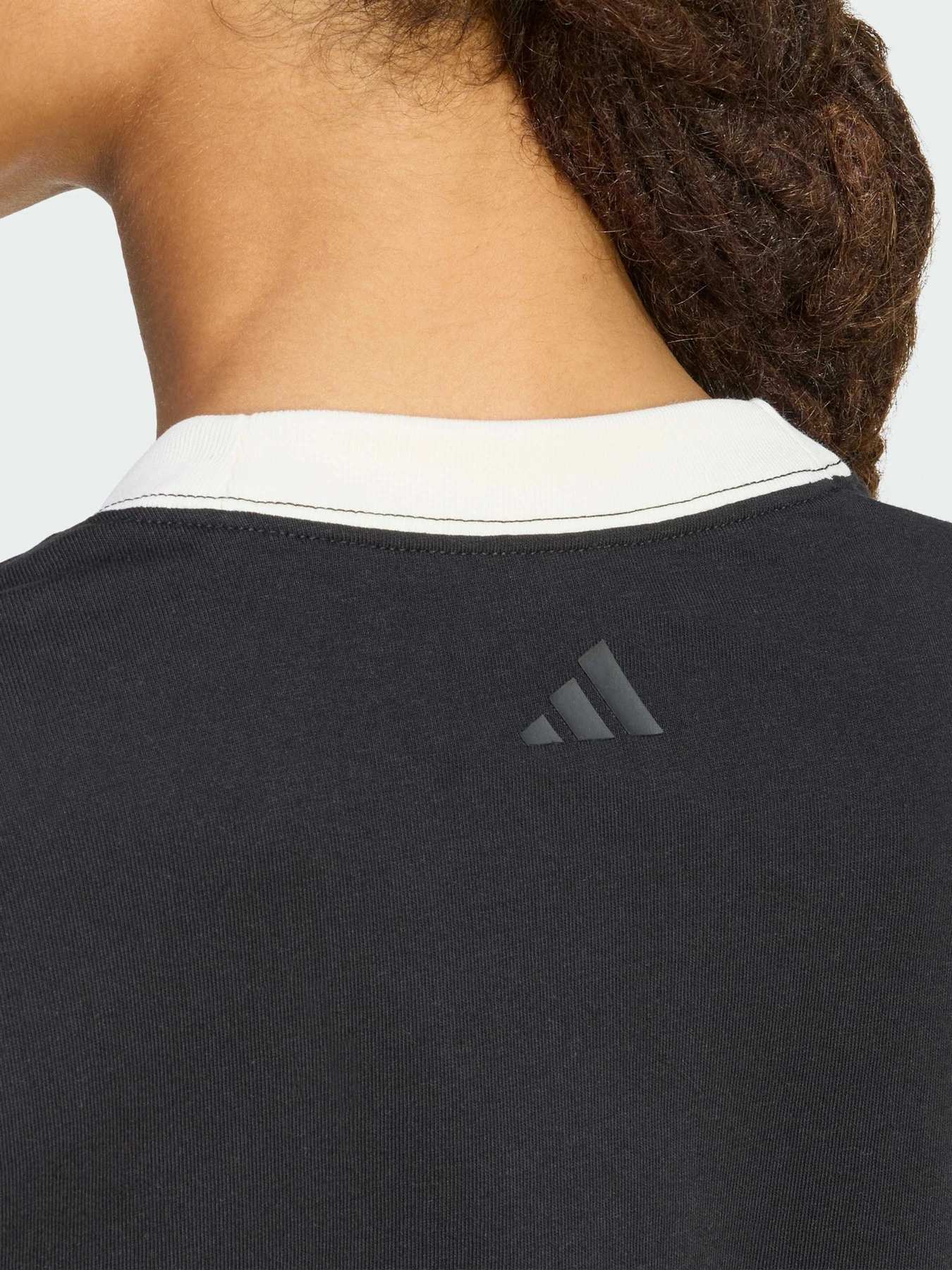 Футболки і поло Adidas Adidas Essentials модель KB8194 Футболки і поло Adidas Adidas Essentials модель KB8194 Фото